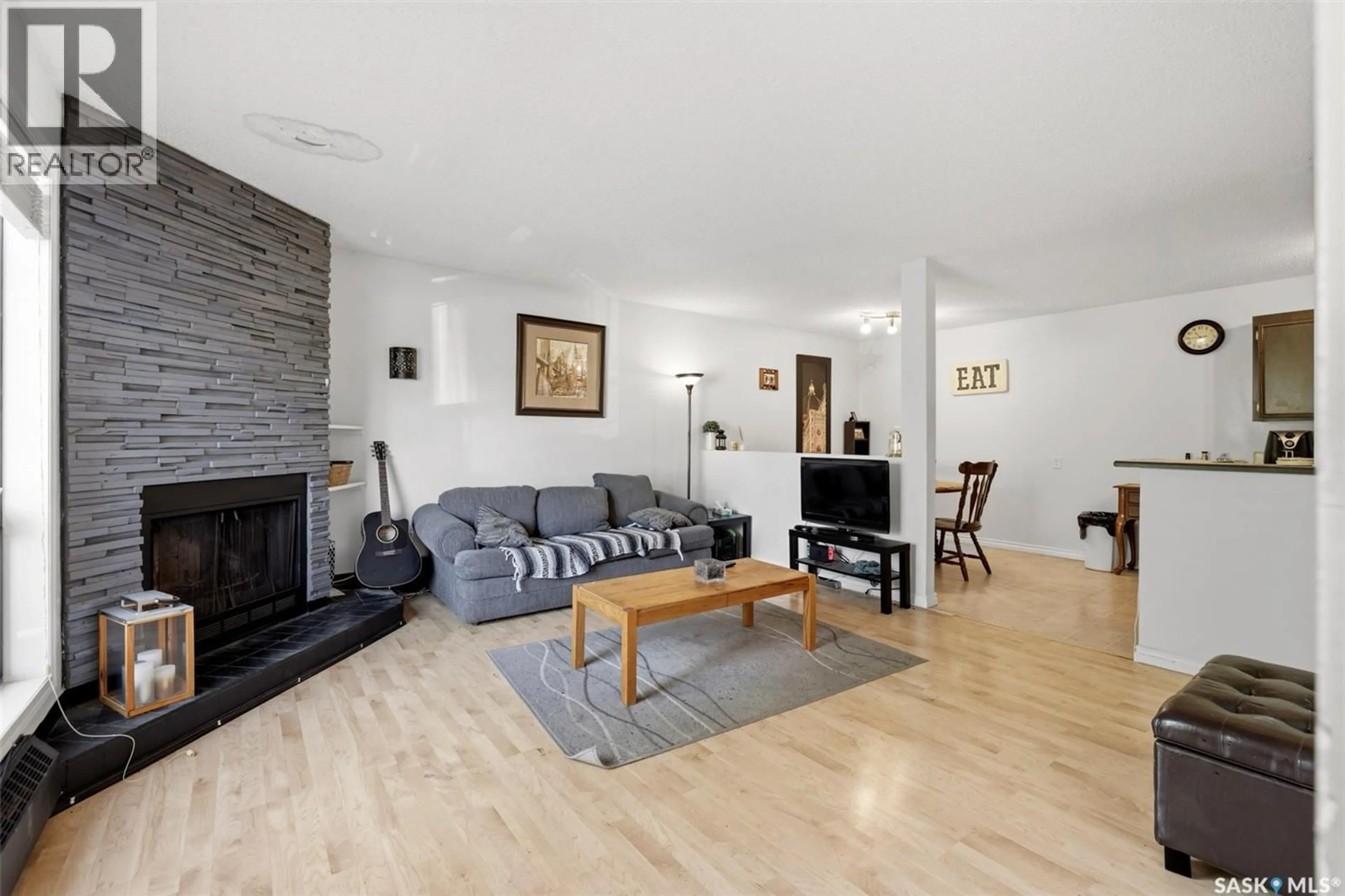 Living room with furniture, unknown for 202 - 2511 NEFF ROAD, Regina Saskatchewan S4V1C1