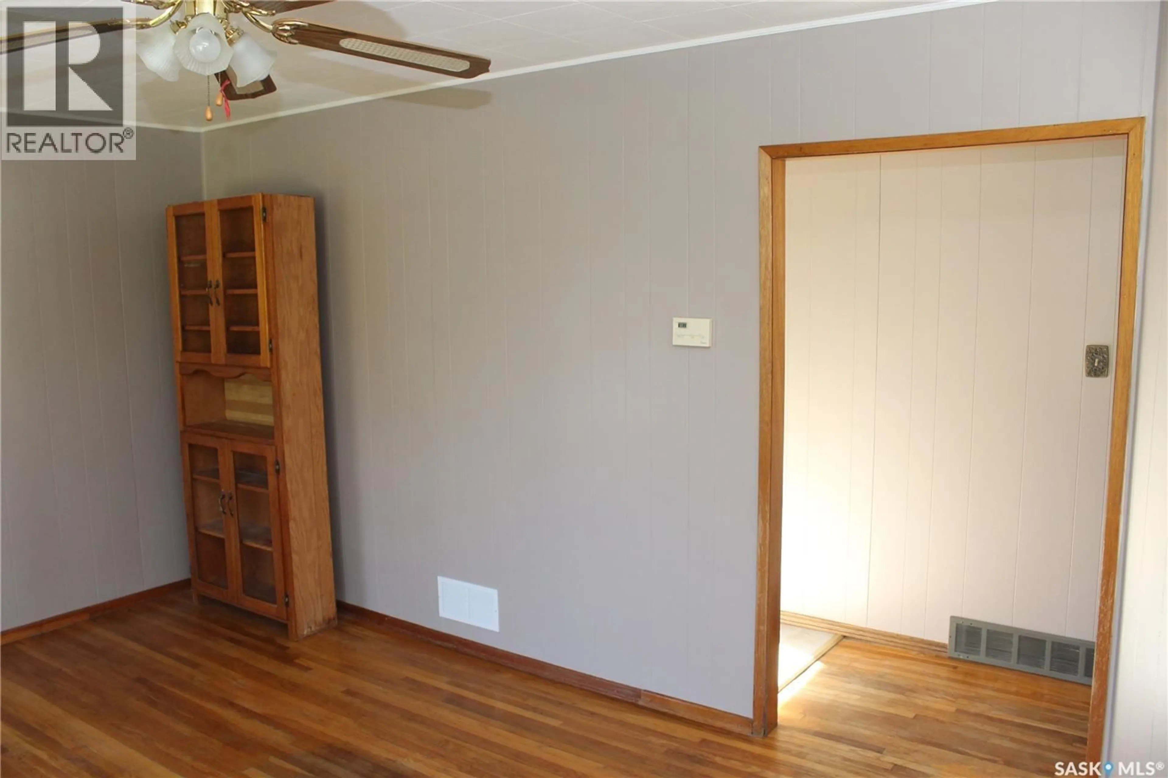 A pic of a room for 1728 CONNAUGHT STREET, Regina Saskatchewan S4T4T2