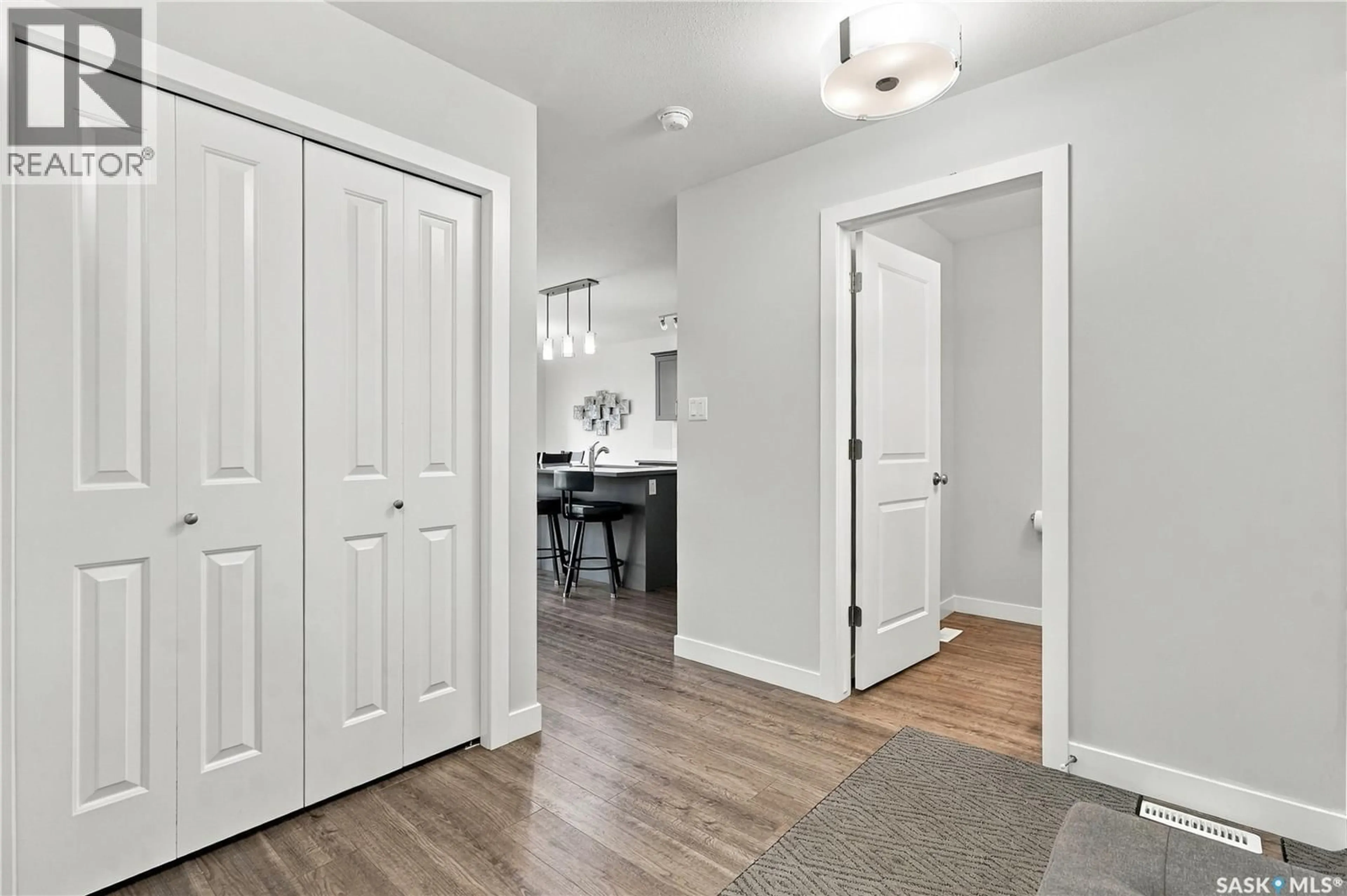 Indoor entryway for 3241 GREEN WATER DRIVE, Regina Saskatchewan S4V3R6