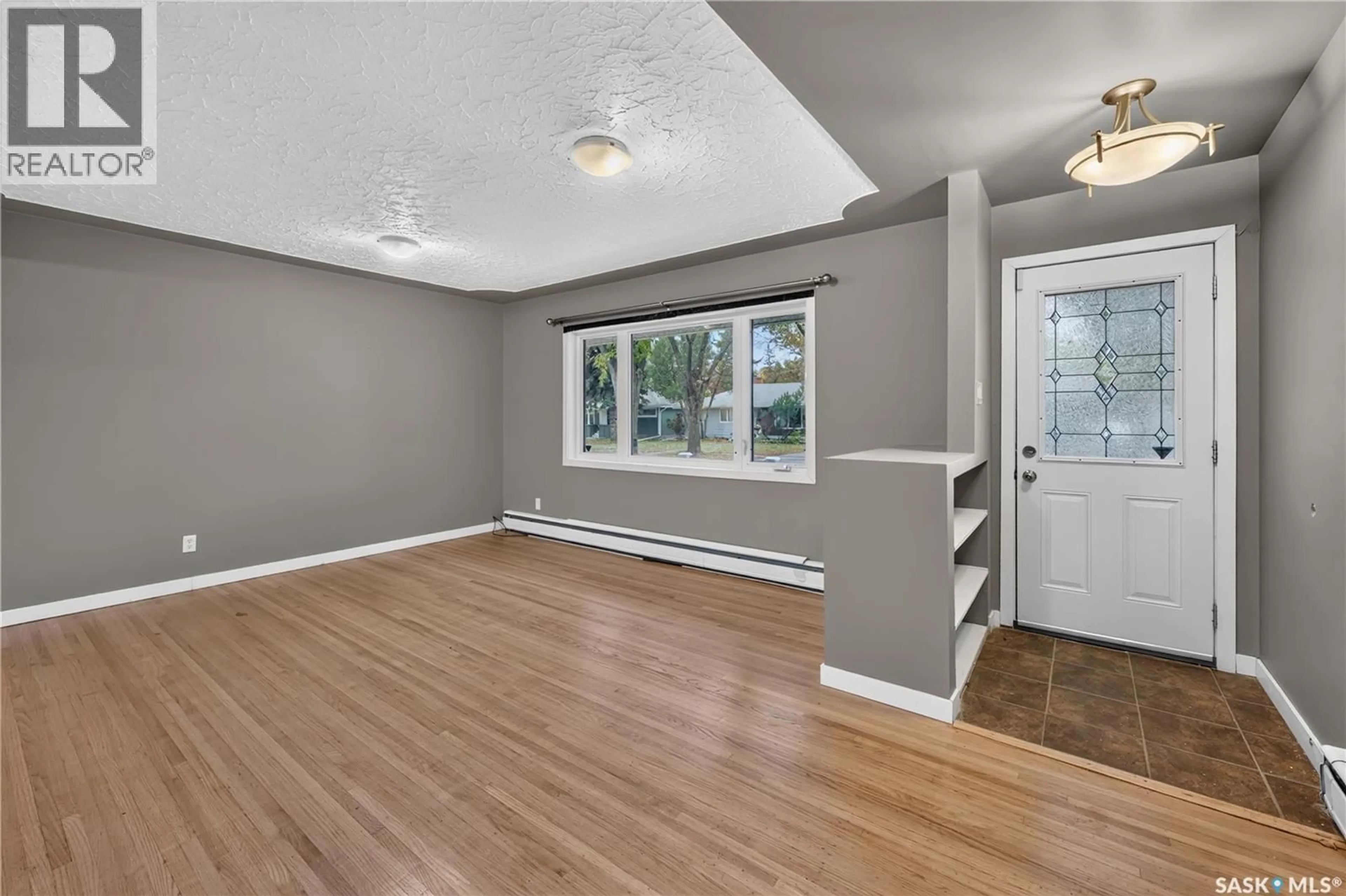 Unknown for 21 DUNNING CRESCENT, Regina Saskatchewan S4S3V9