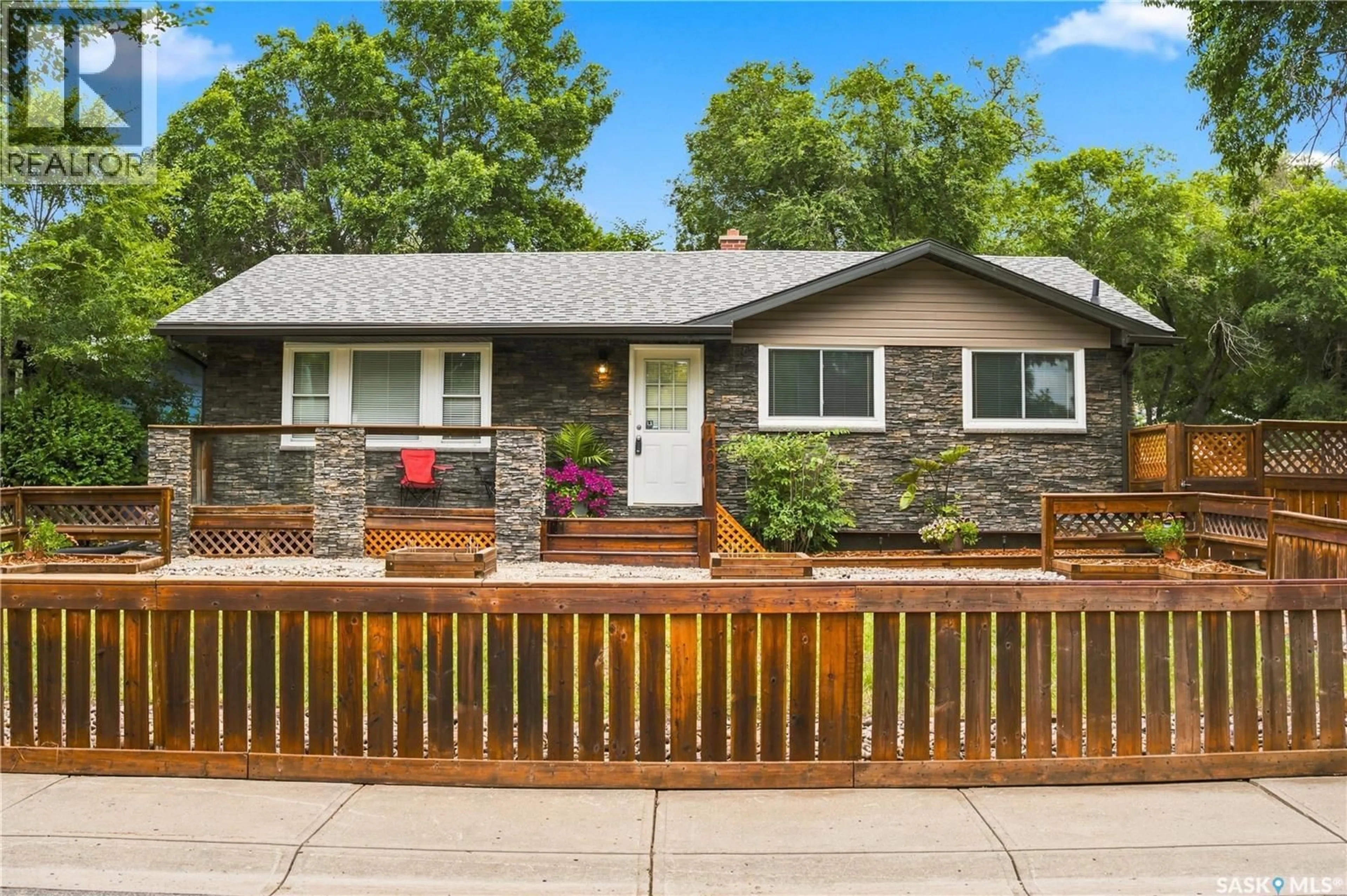 Home with vinyl exterior material, street for 1409 SHANNON ROAD, Regina Saskatchewan S4S5L4