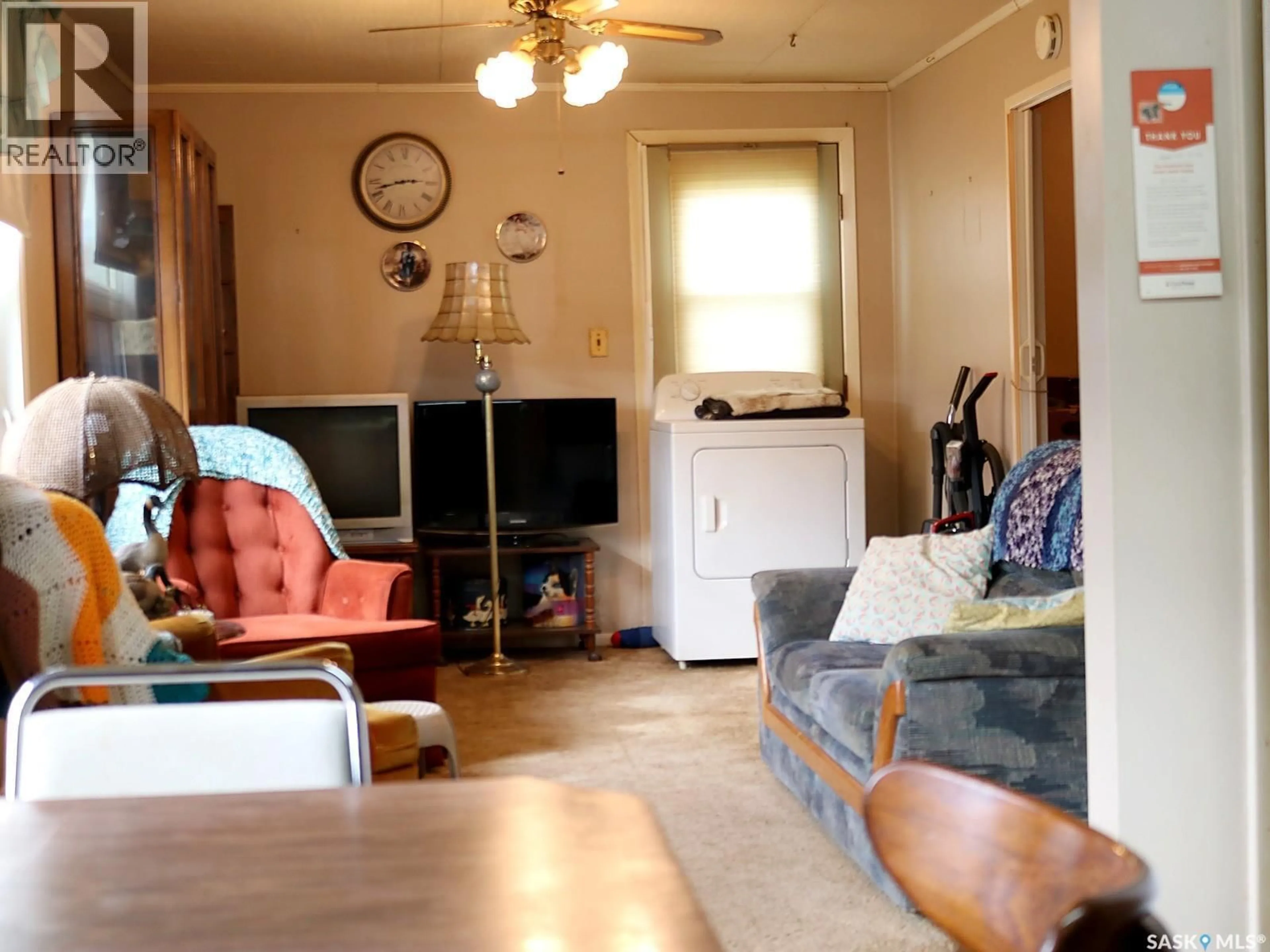A pic of a room for 401 2ND AVENUE, Beechy Saskatchewan S0L0C0