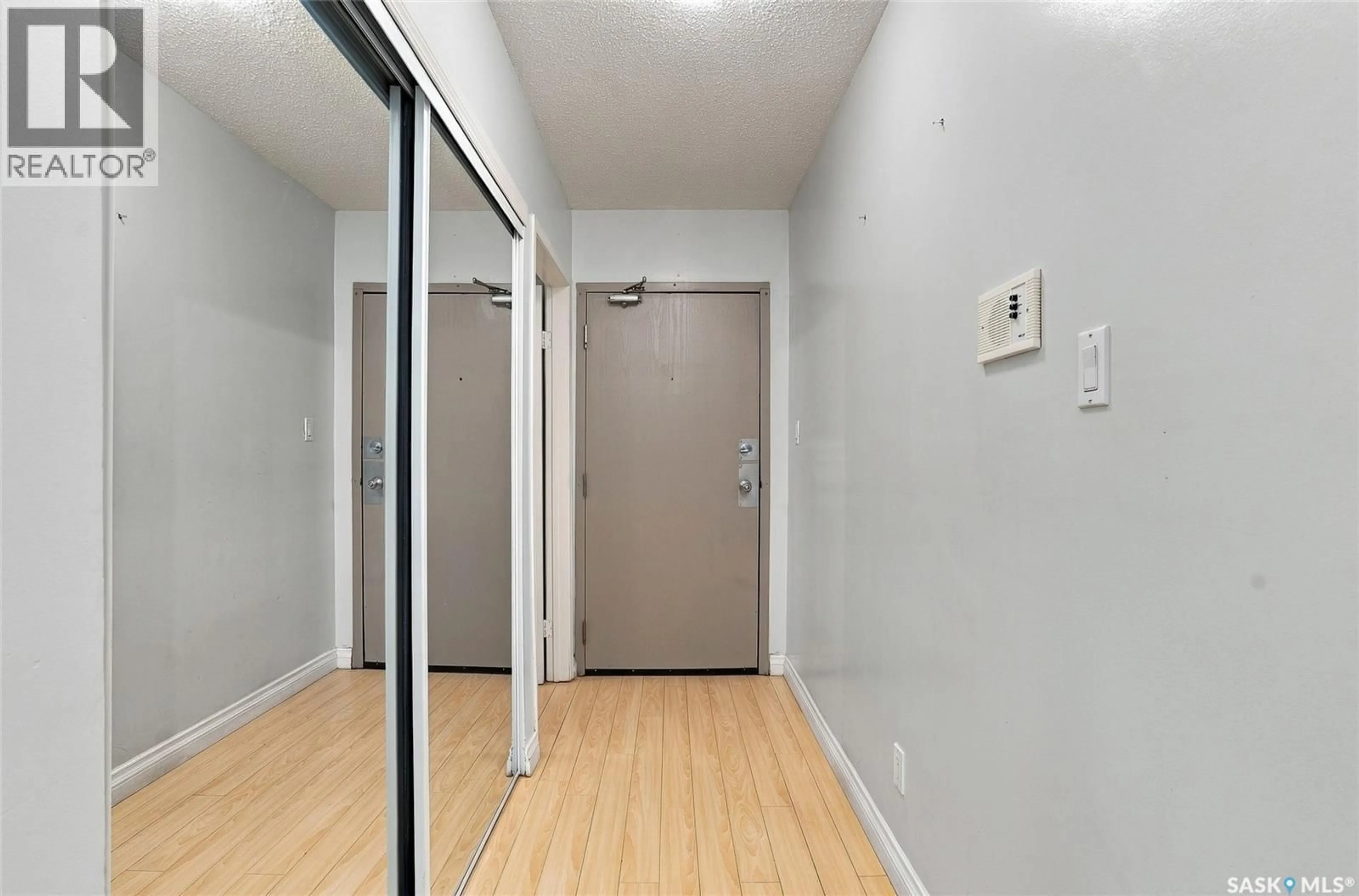 A pic of a room for S - 103 522 X AVENUE, Saskatoon Saskatchewan S7M4X9