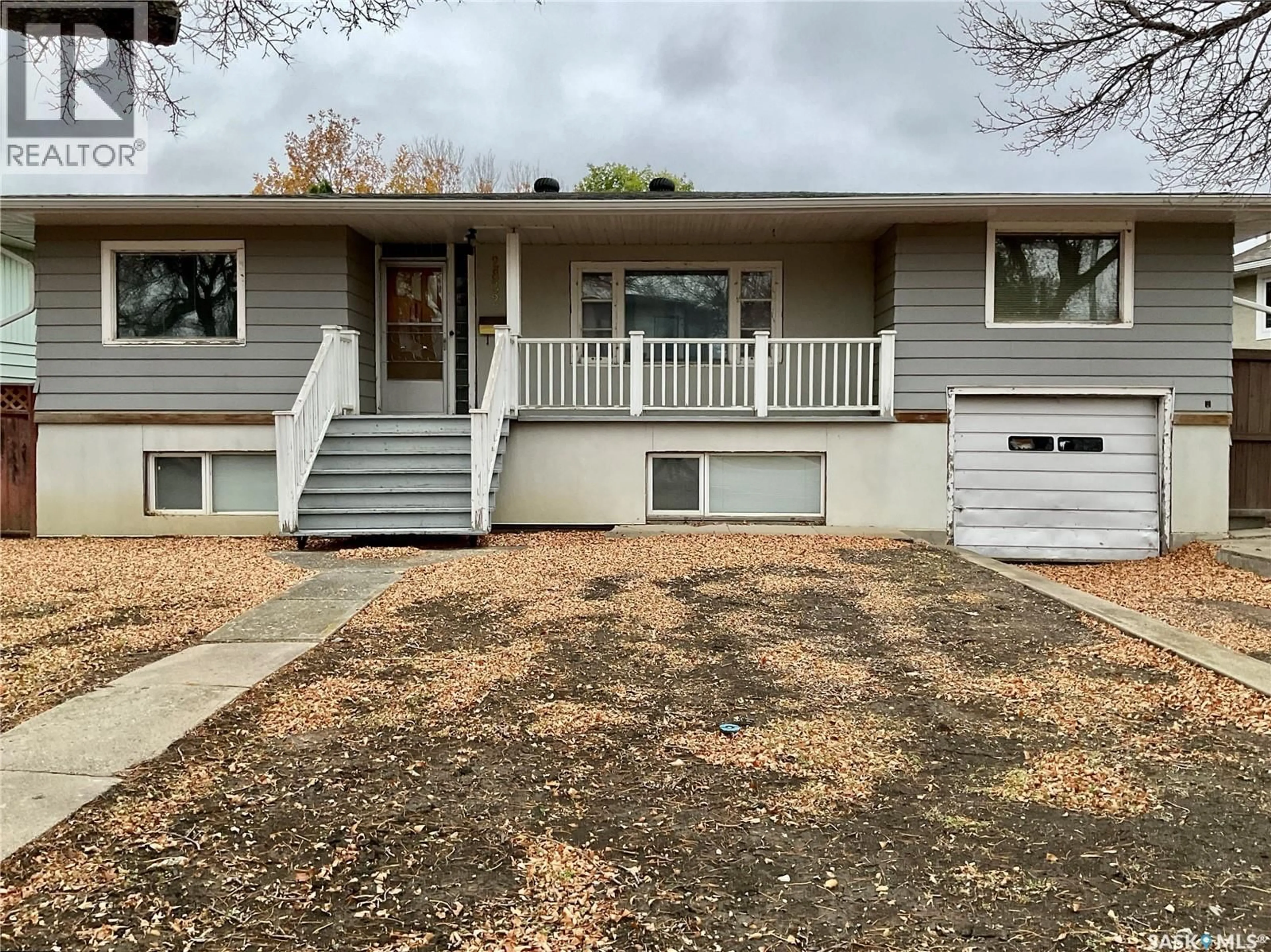 Home with vinyl exterior material, street for 2832 QUINN DRIVE, Regina Saskatchewan S4P2W1