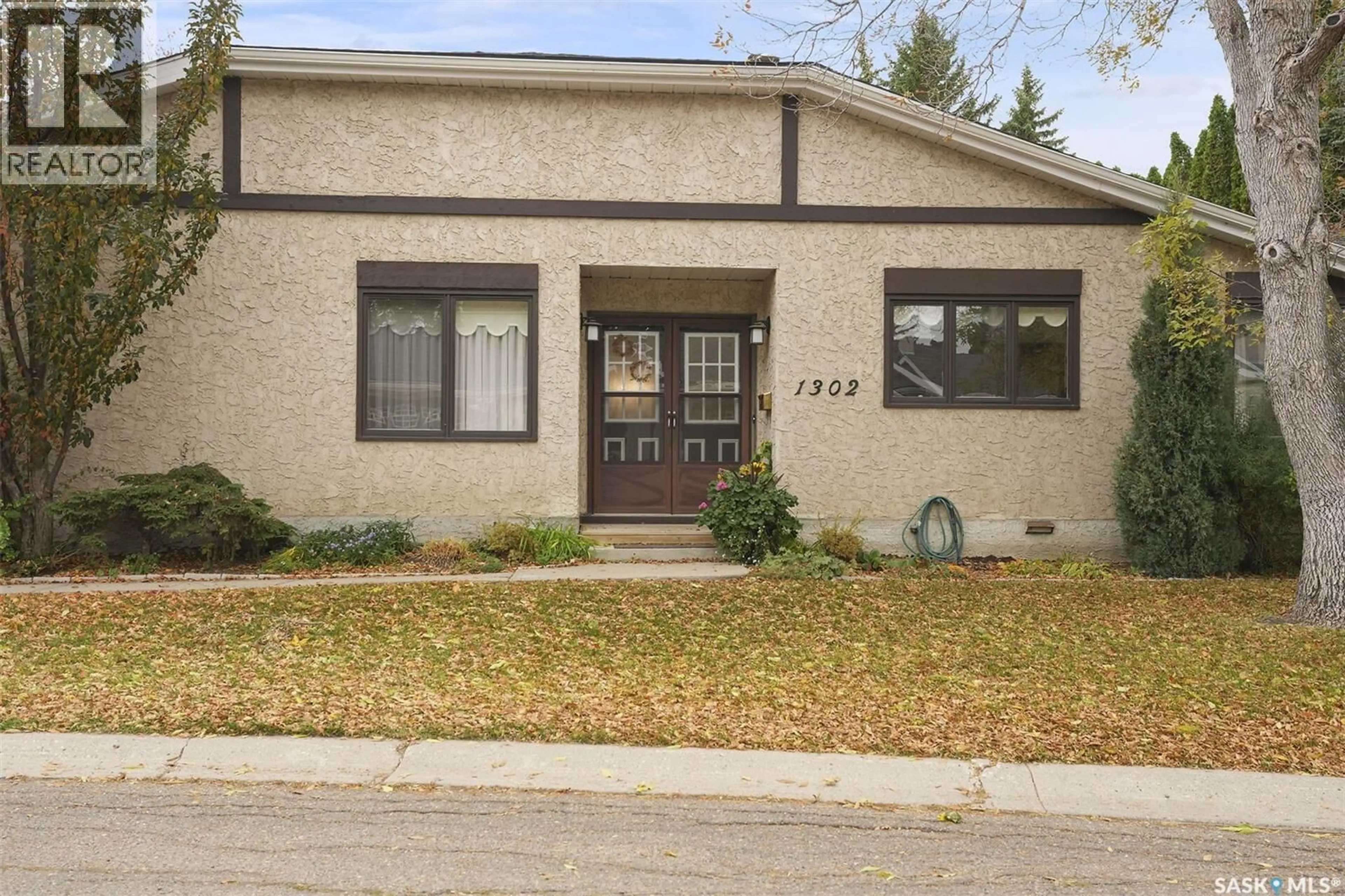 Unknown for 1302 GRYPHONS WALK, Regina Saskatchewan S4S6X1