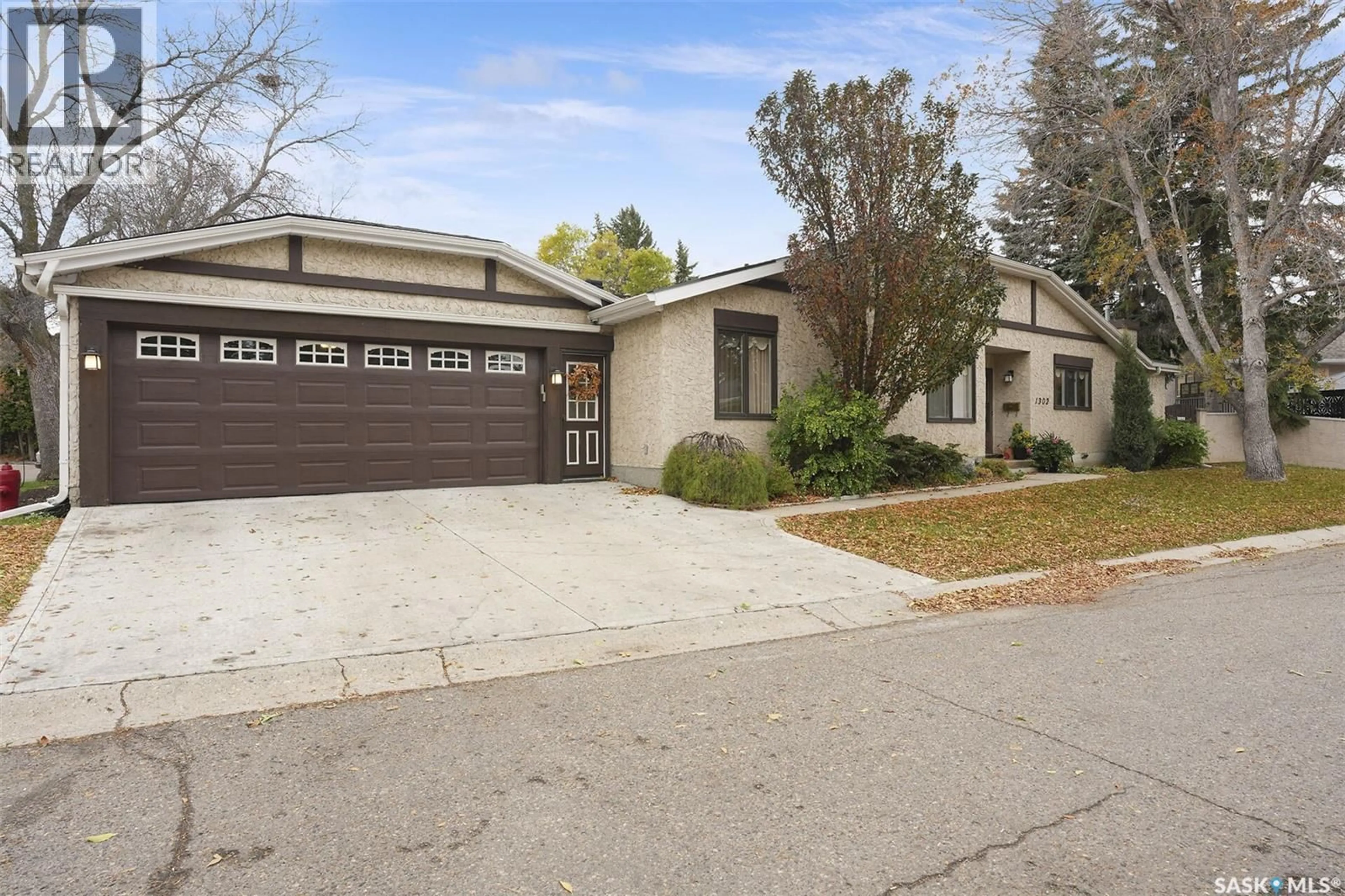 Unknown for 1302 GRYPHONS WALK, Regina Saskatchewan S4S6X1