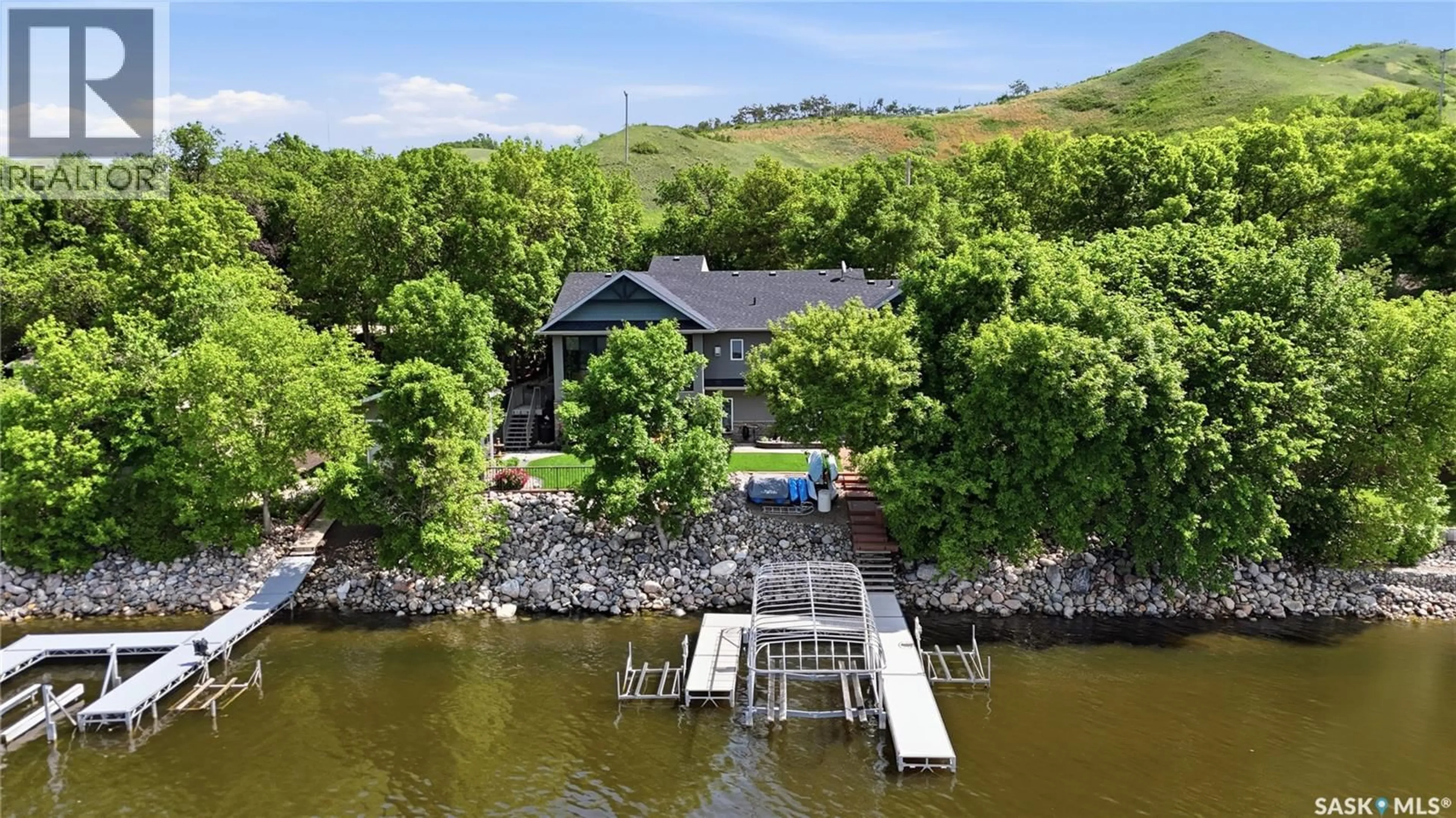 A pic from outside/outdoor area/front of a property/back of a property/a pic from drone, water/lake/river/ocean view for 226 KATEPWA DRIVE, Katepwa Beach Saskatchewan S0G2K0