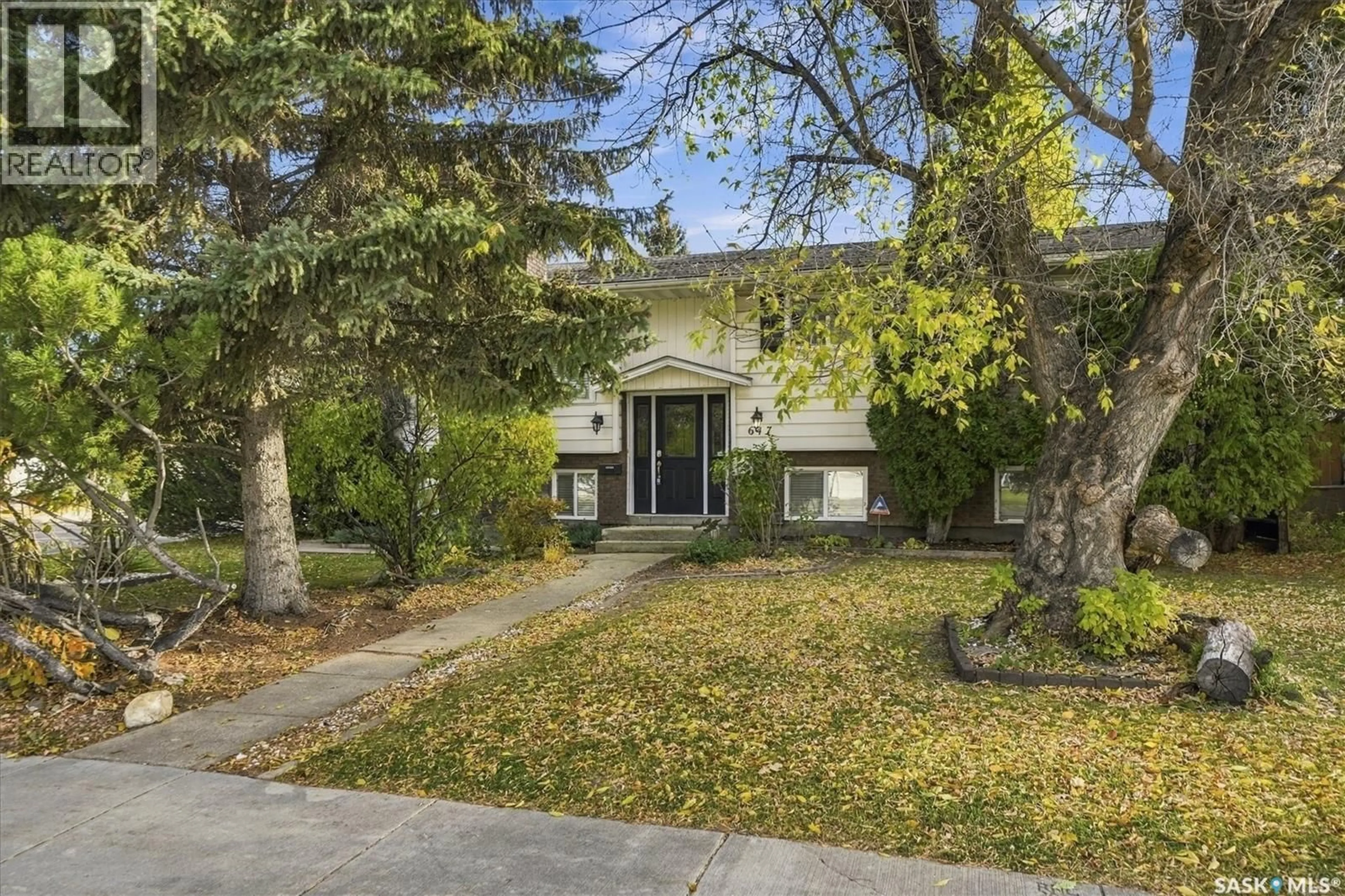 Unknown for 647 REDBERRY ROAD, Saskatoon Saskatchewan S7K4S4