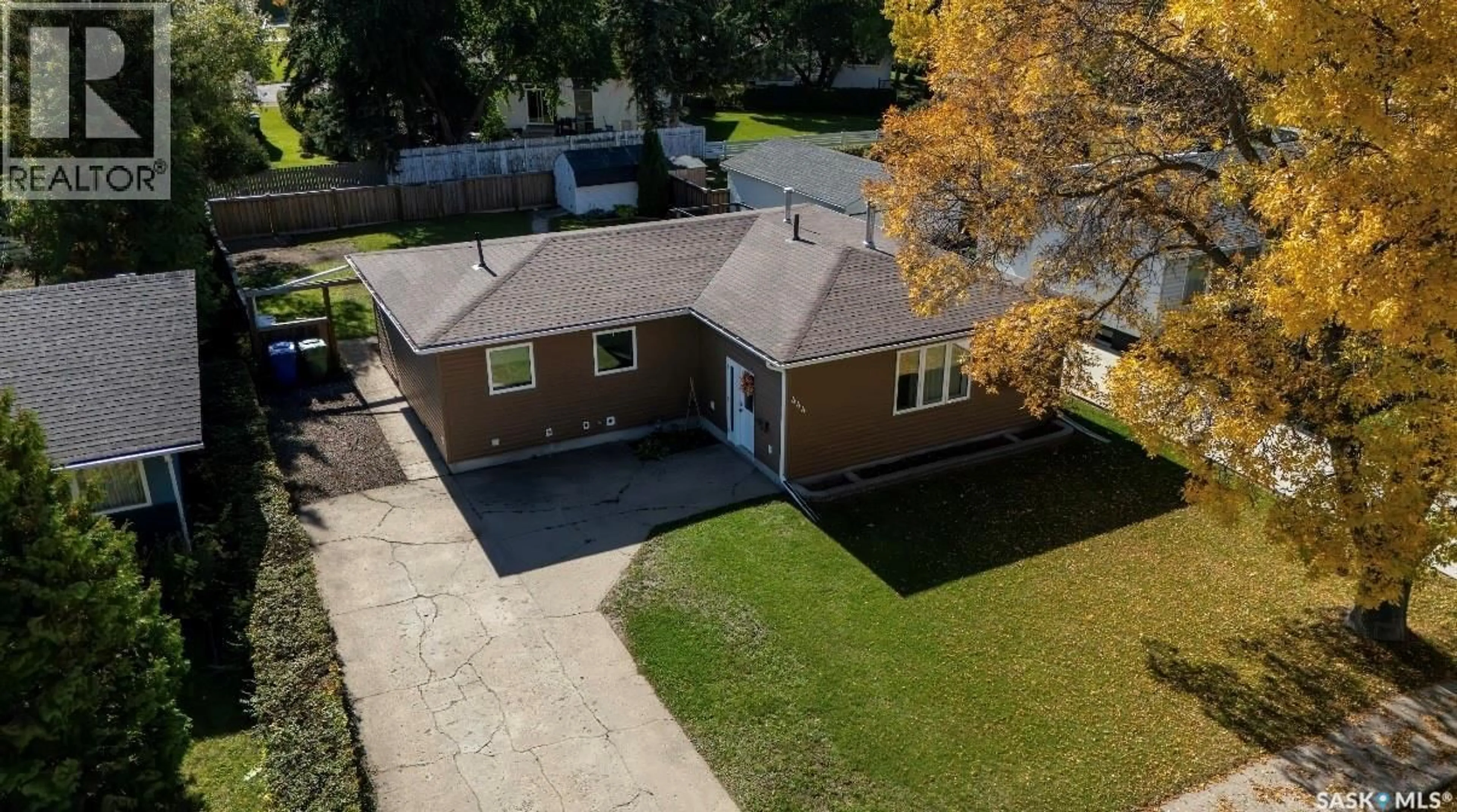 A pic from outside/outdoor area/front of a property/back of a property/a pic from drone, street for 444 MOUNTVIEW ROAD, Yorkton Saskatchewan S3N2L3