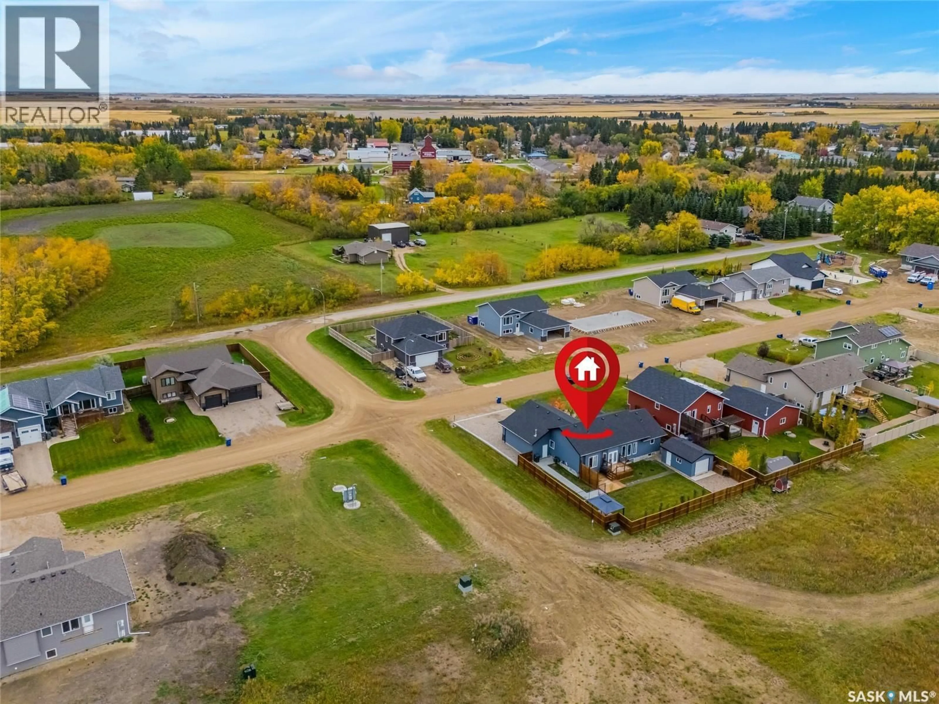 A pic from outside/outdoor area/front of a property/back of a property/a pic from drone, street for 101 SOUTH HILL ROAD, Hepburn Saskatchewan S0K1Z0