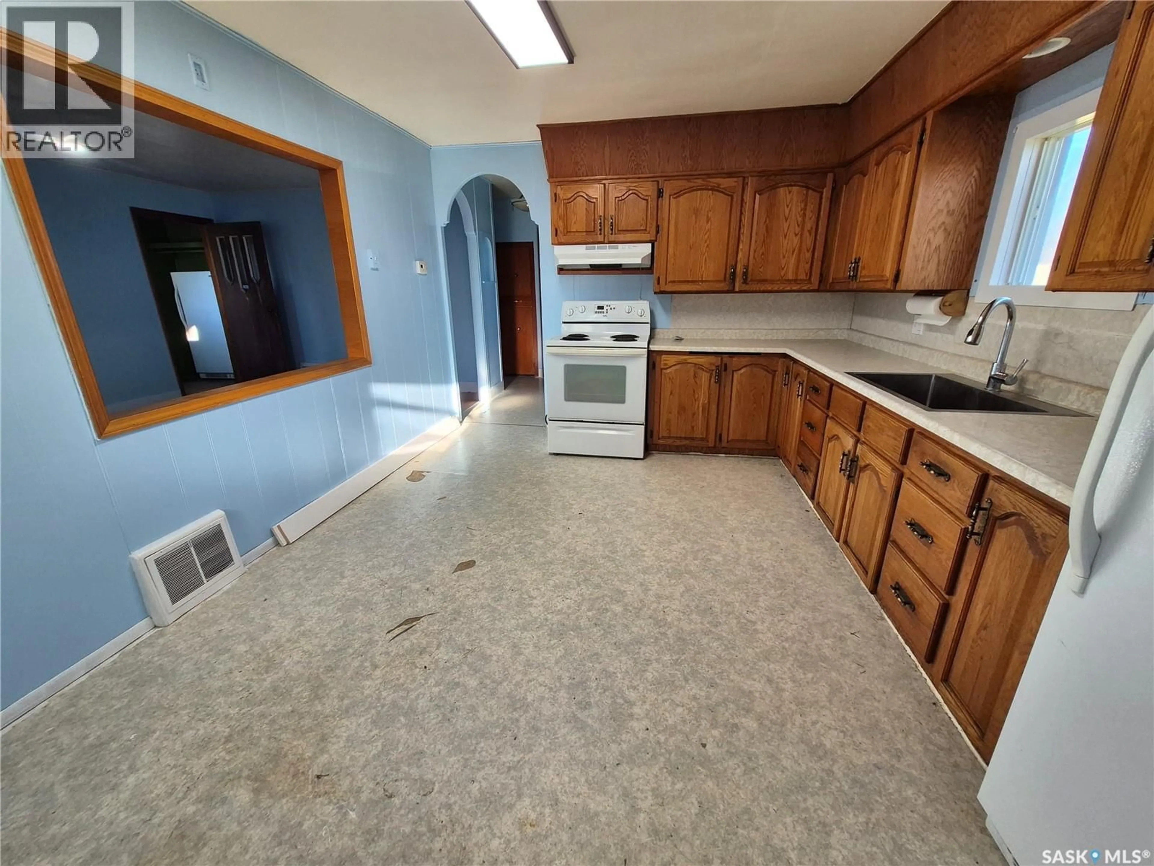 Unknown for 203 LOUCKS STREET, Pangman Saskatchewan S0C2C0
