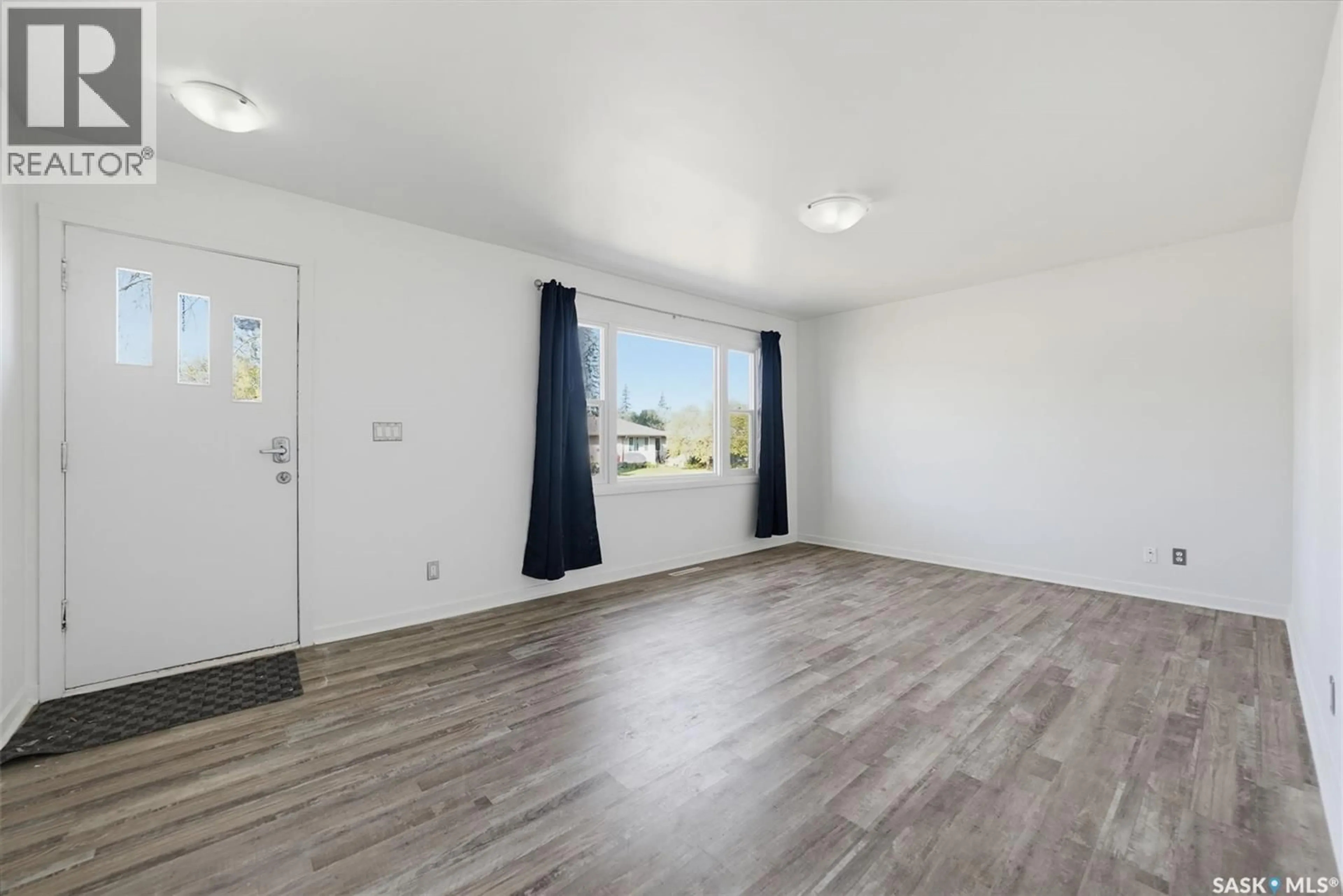 A pic of a room for 1405 CUMBERLAND AVENUE, Saskatoon Saskatchewan S7H2L9