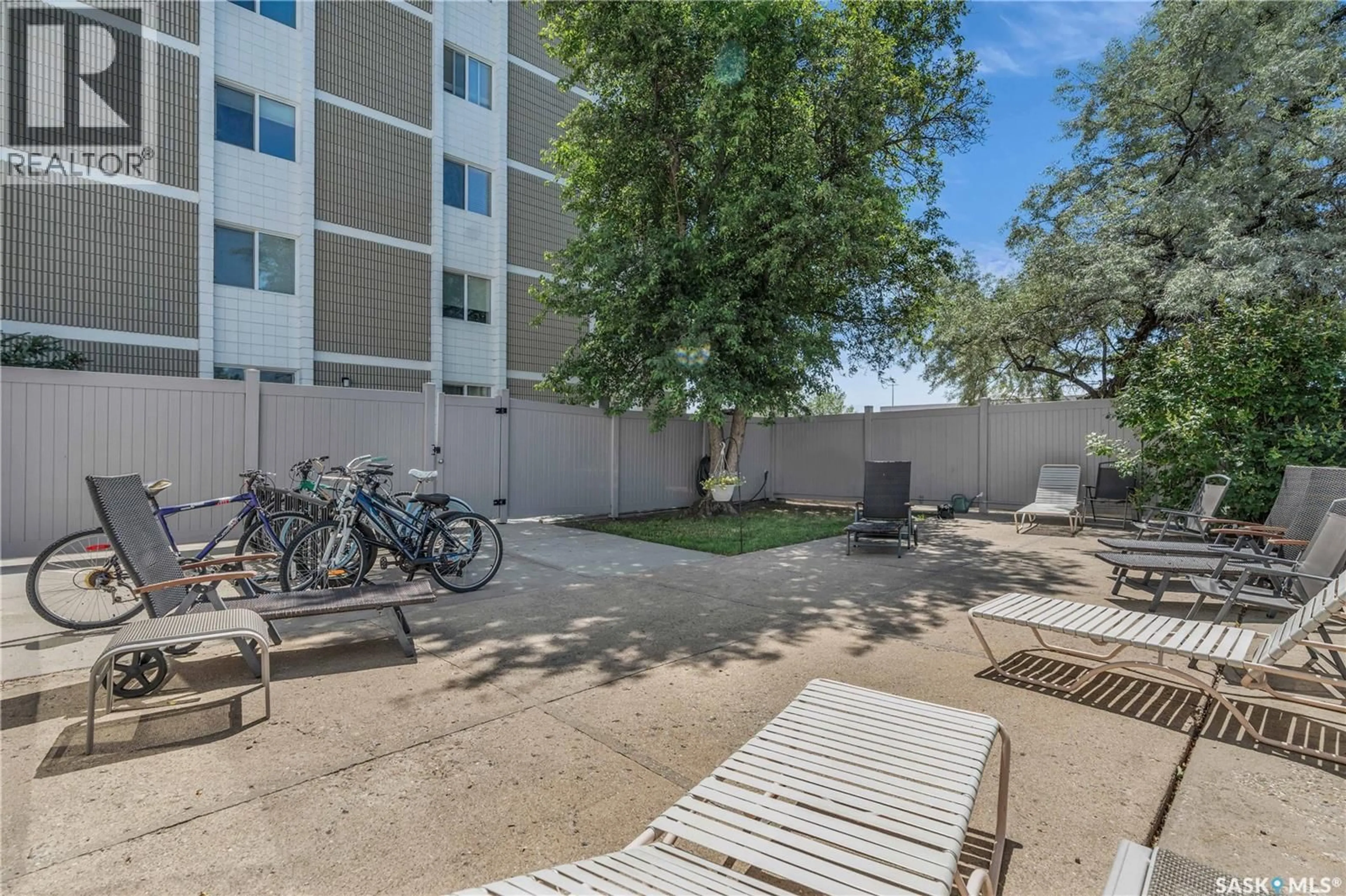 Patio, street for 65 - 324 WESTFIELD DRIVE, Regina Saskatchewan S4S6A3