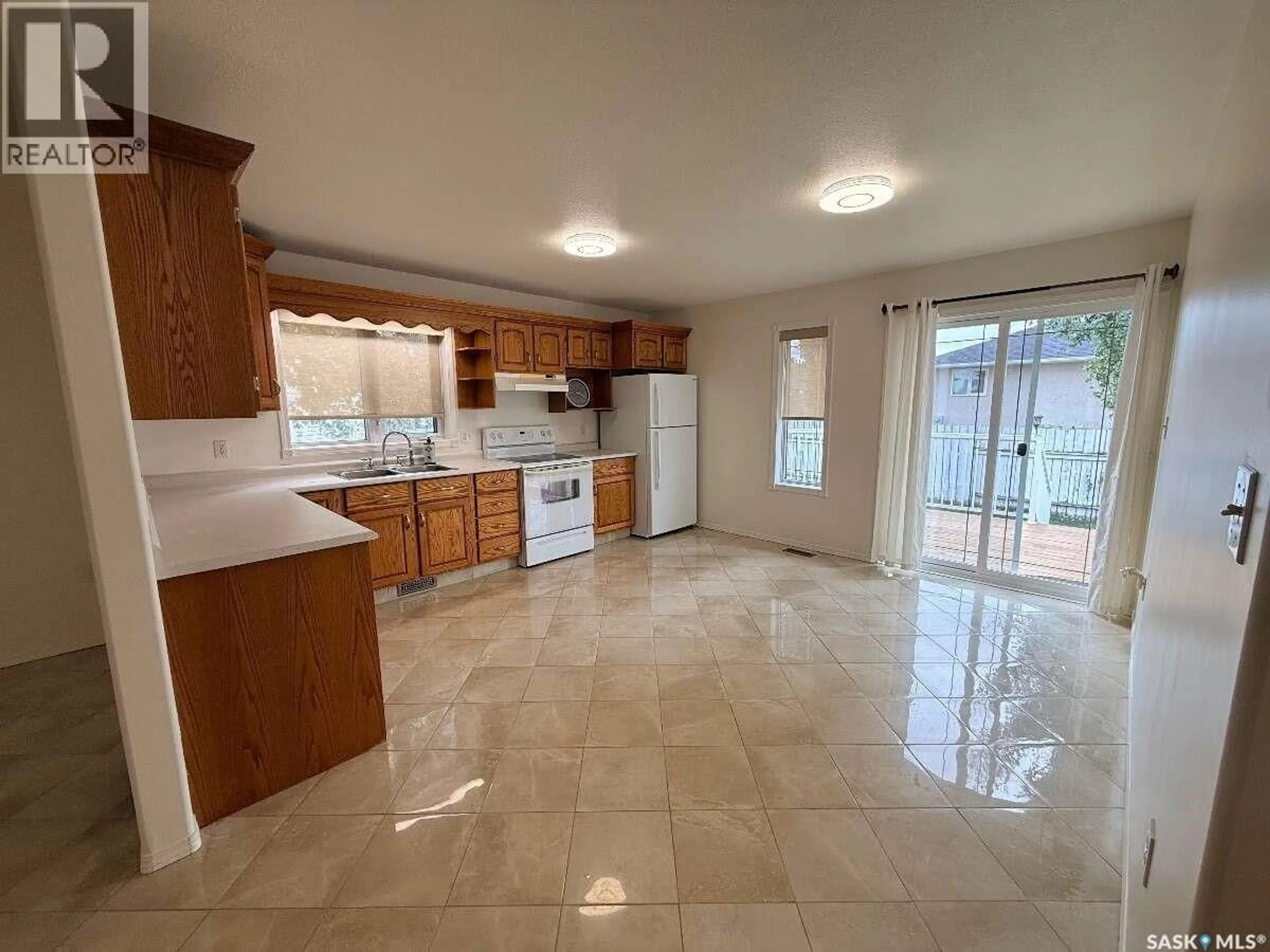 Open concept kitchen, ceramic/tile floor for 2606 42ND AVENUE, Lloydminster Saskatchewan S9V2B8