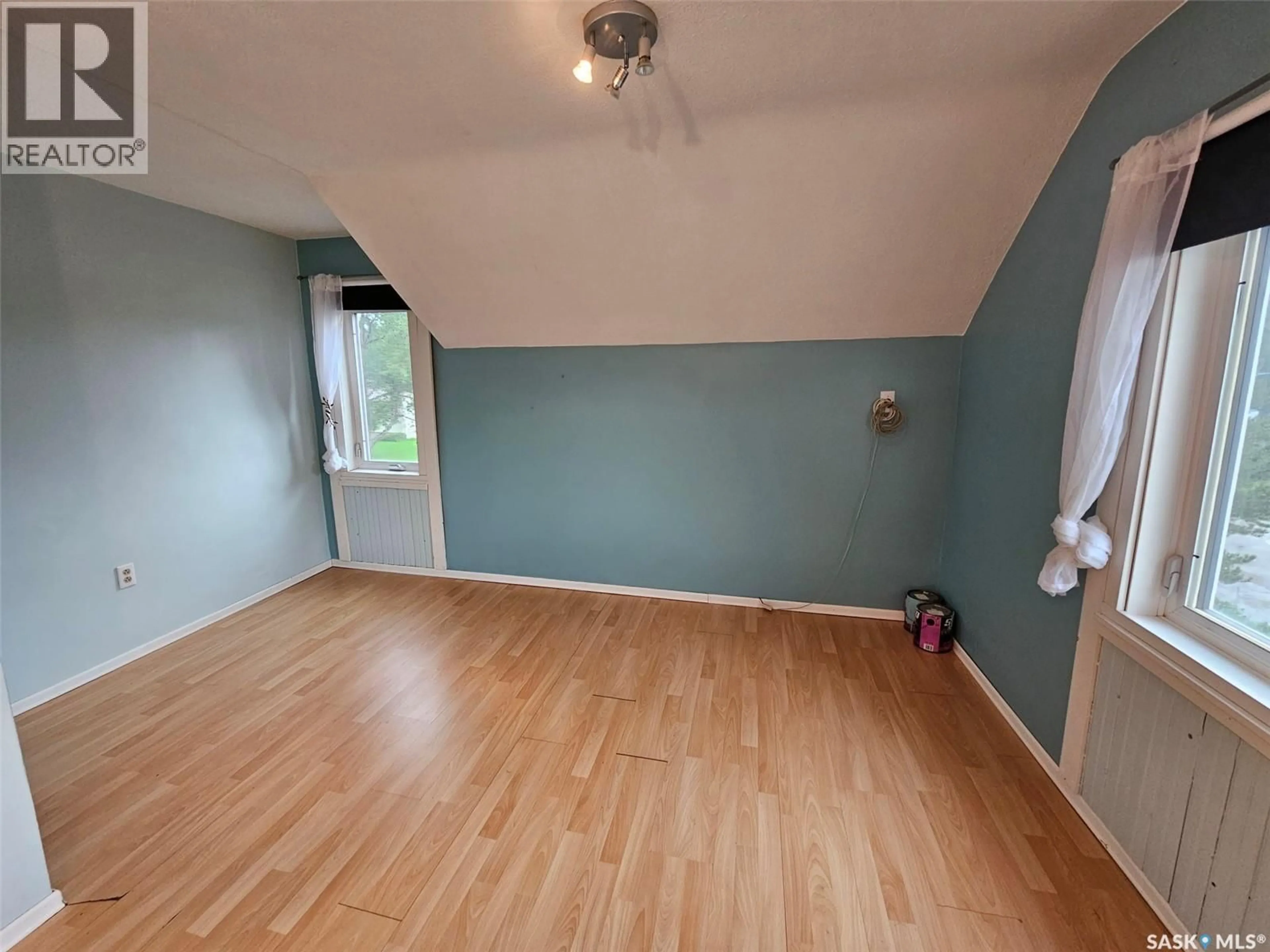 A pic of a room for 218 7TH STREET, Carlyle Saskatchewan S0C0R0