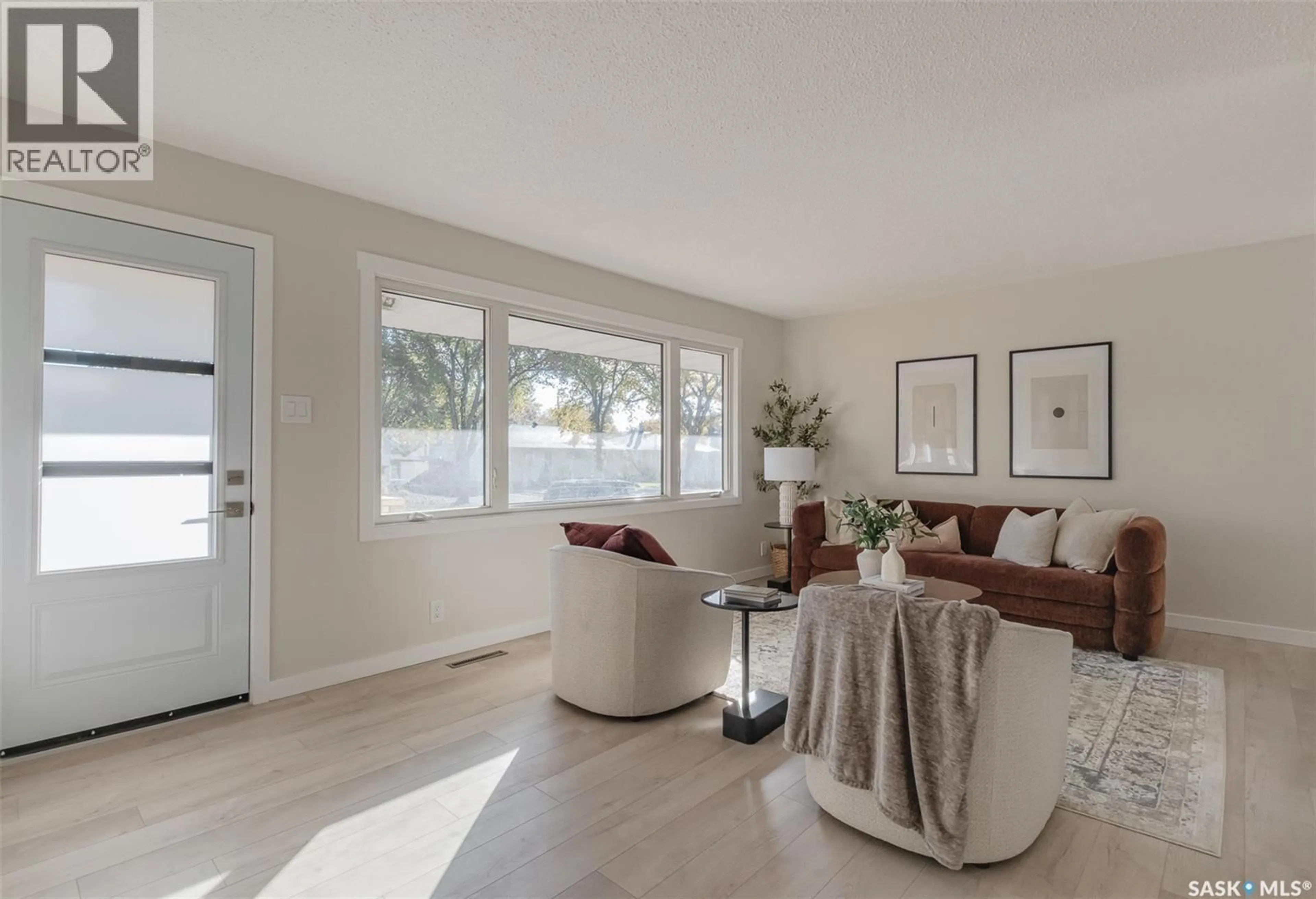 Living room with furniture, unknown for 310 GARNET STREET, Regina Saskatchewan S4T2X5