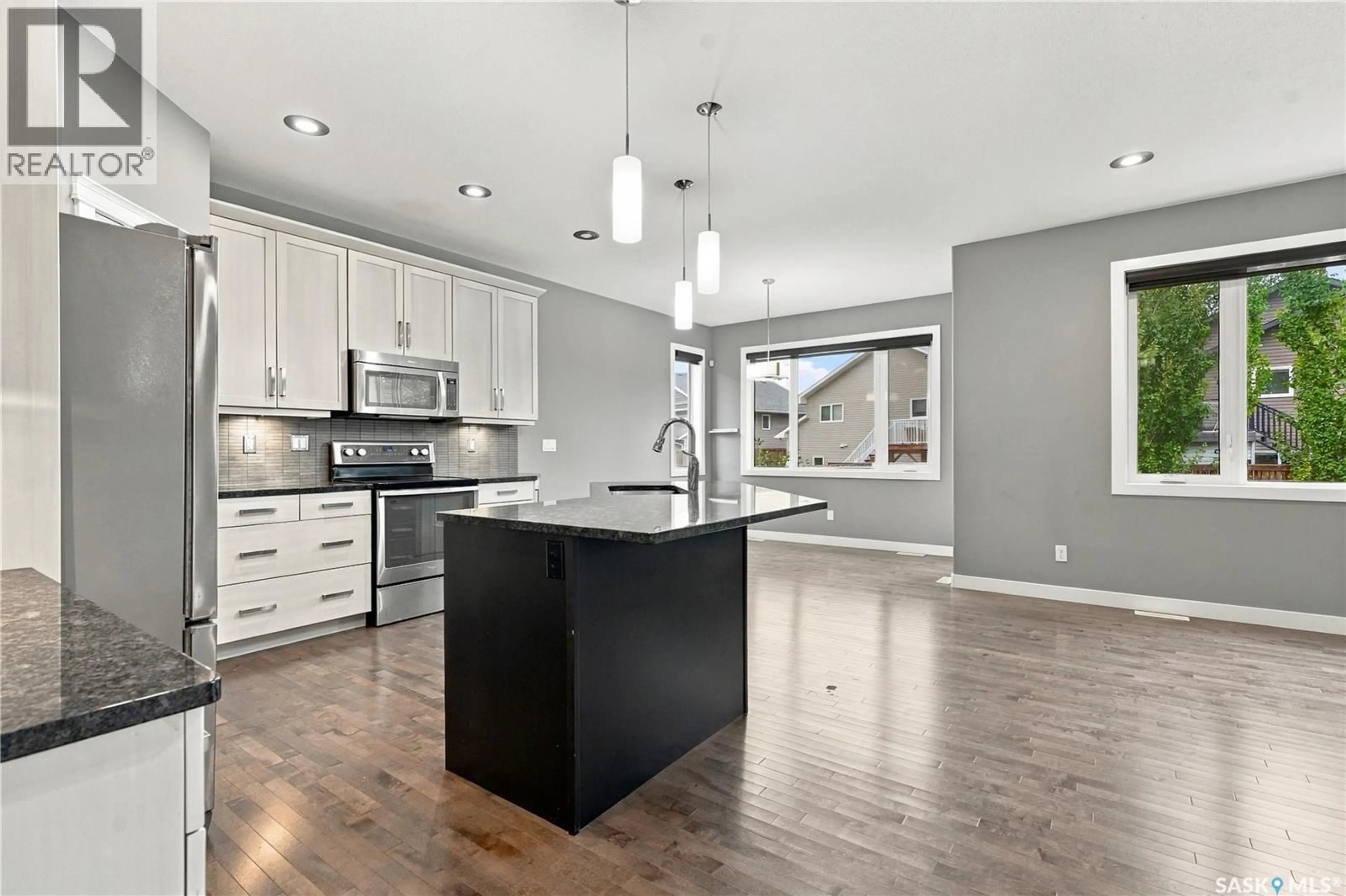 Open concept kitchen, unknown for 1415 PRINGLE CRESCENT, Saskatoon Saskatchewan S7T0S6