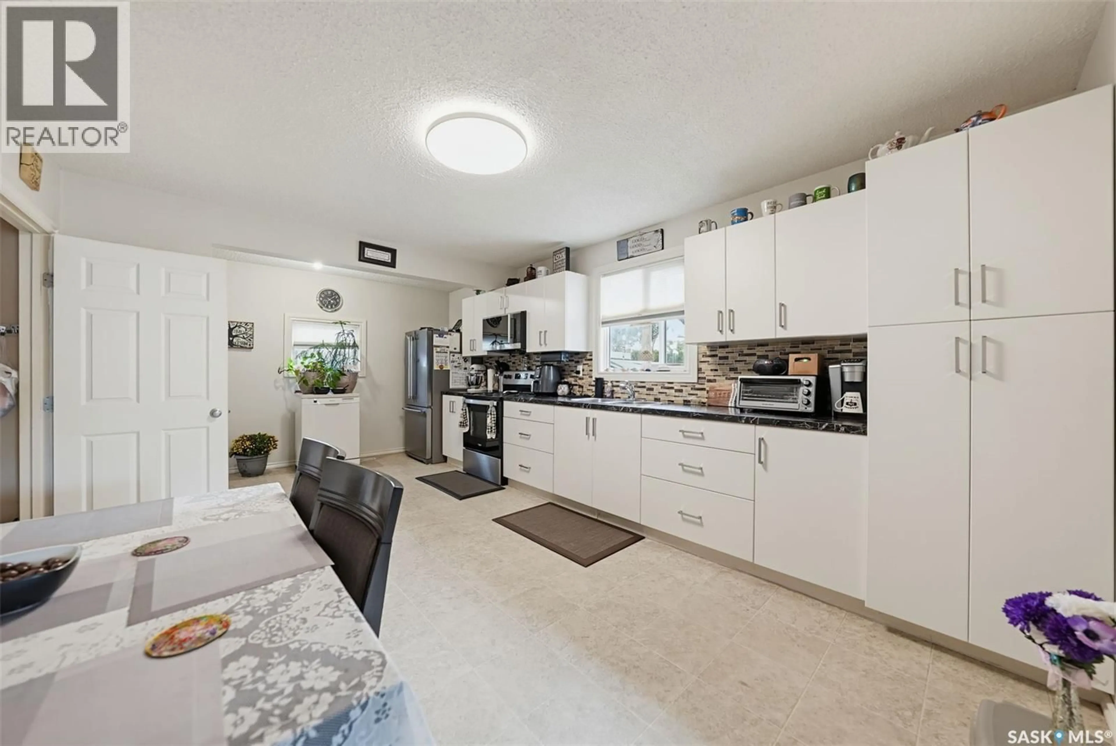 Open concept kitchen, ceramic/tile floor for 523 ST ANTHONY STREET, Bruno Saskatchewan S0K0S0