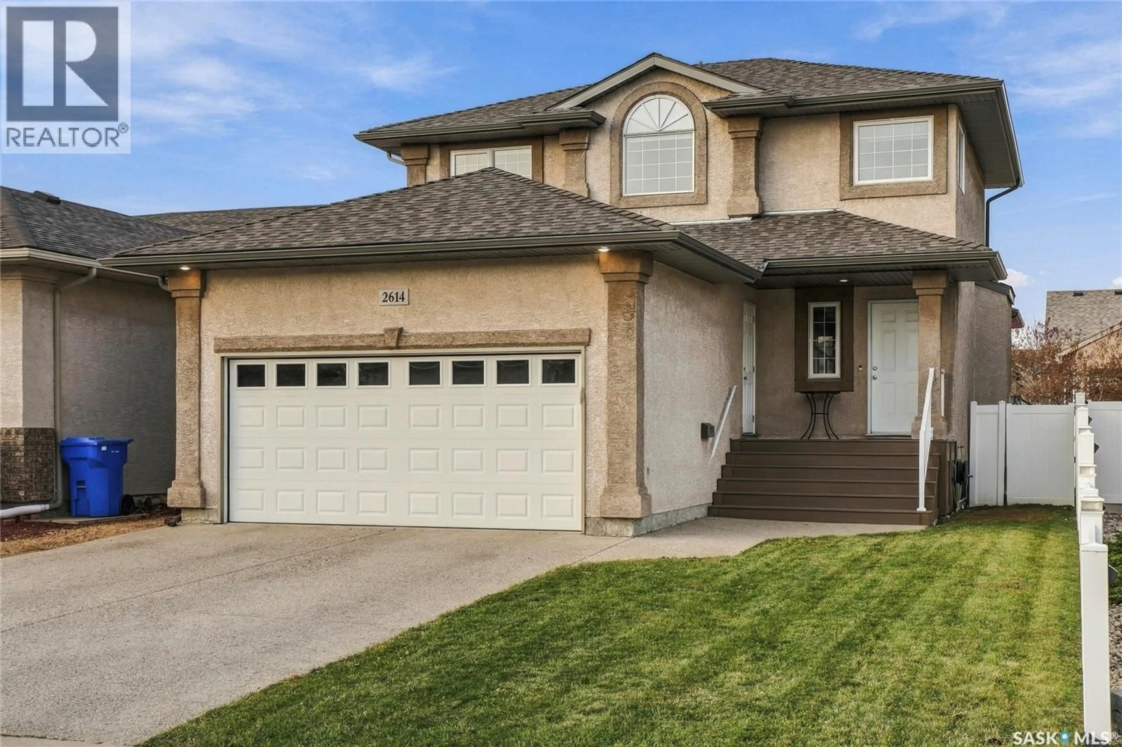 Home with vinyl exterior material, street for 2614 ALFRED CRESCENT, Regina Saskatchewan S4V1E6