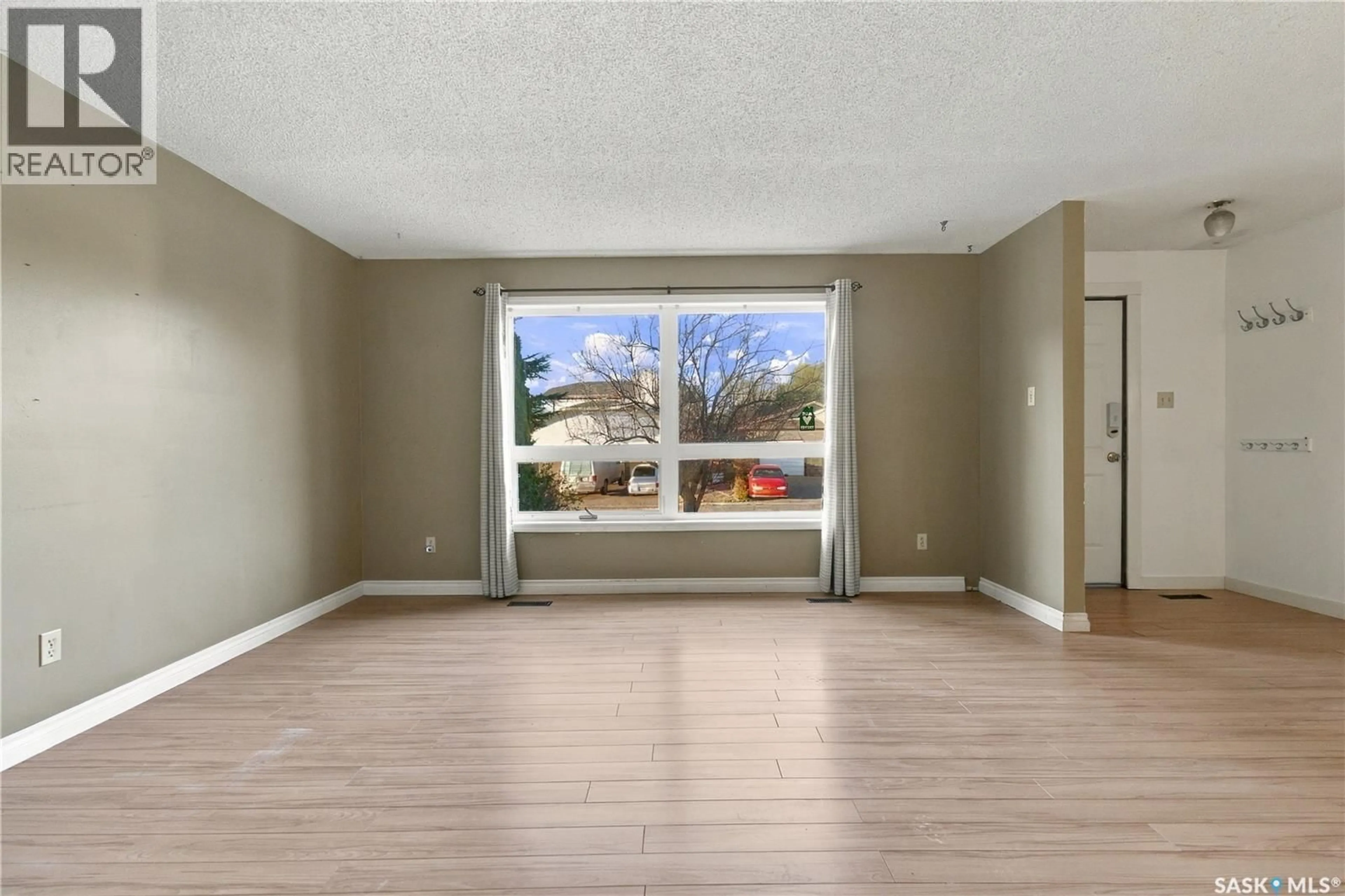 A pic of a room for 5907 HAGUE CRESCENT, Regina Saskatchewan S4X3K6