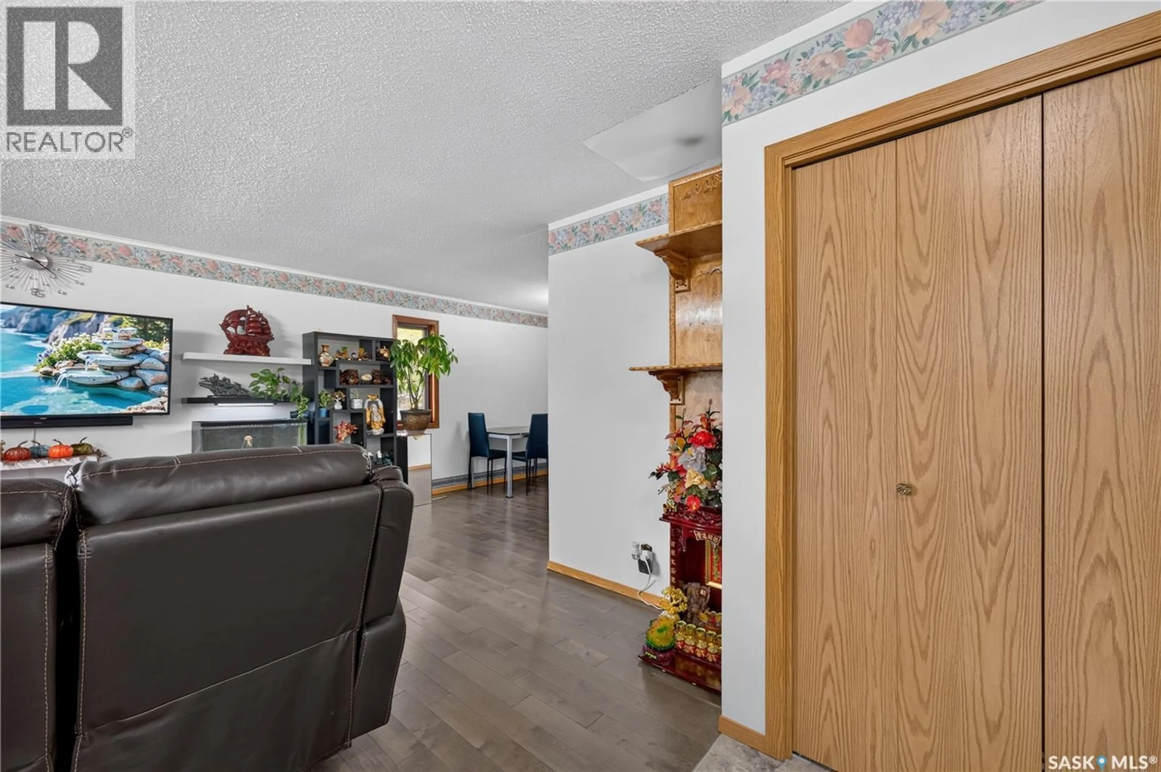 Unknown for 1301 KING STREET, Regina Saskatchewan S4T4G3