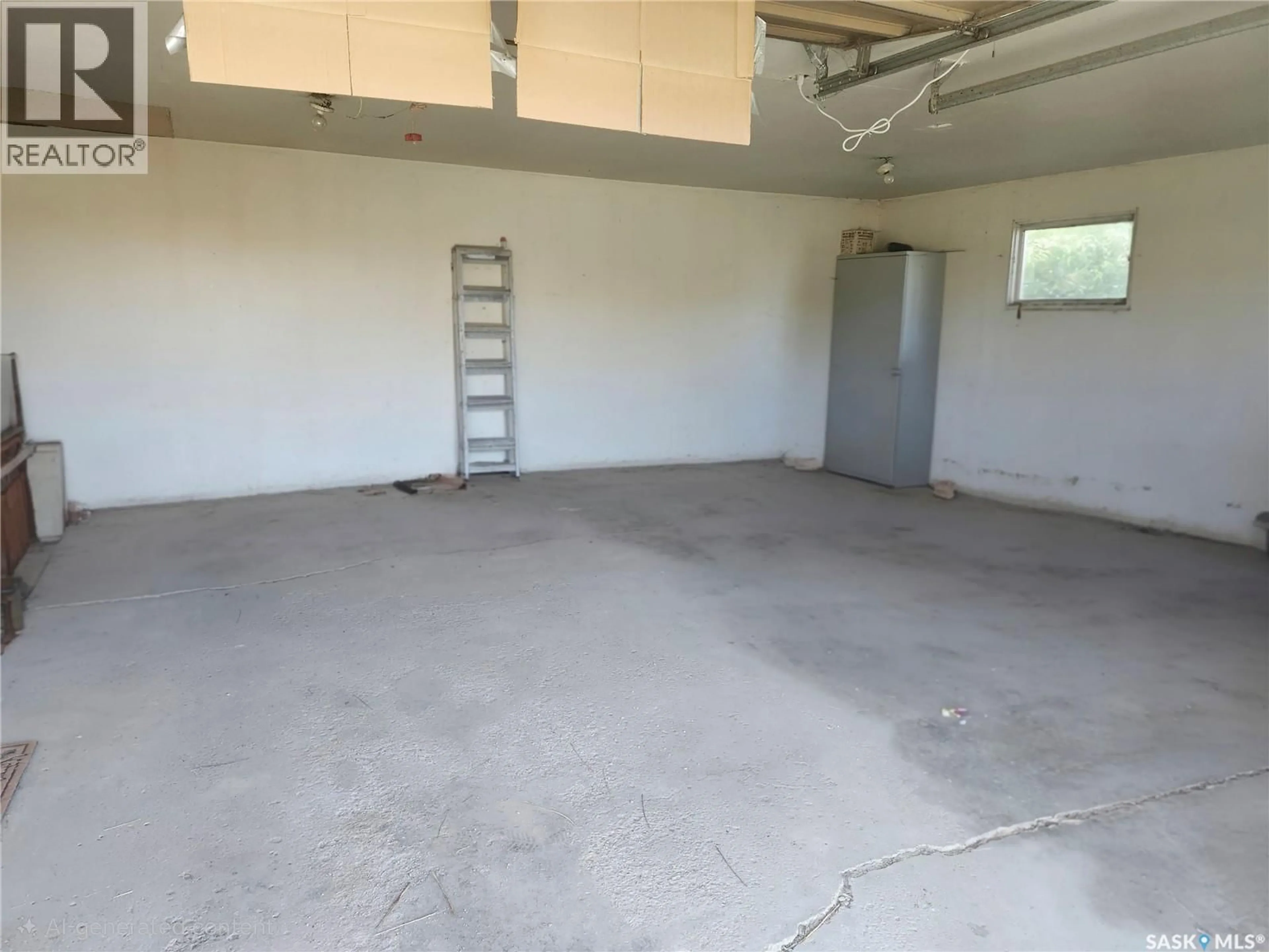 Indoor garage for RHINELAND ACREAGE, Swift Current Rm No. 137 Saskatchewan S0N2Y0