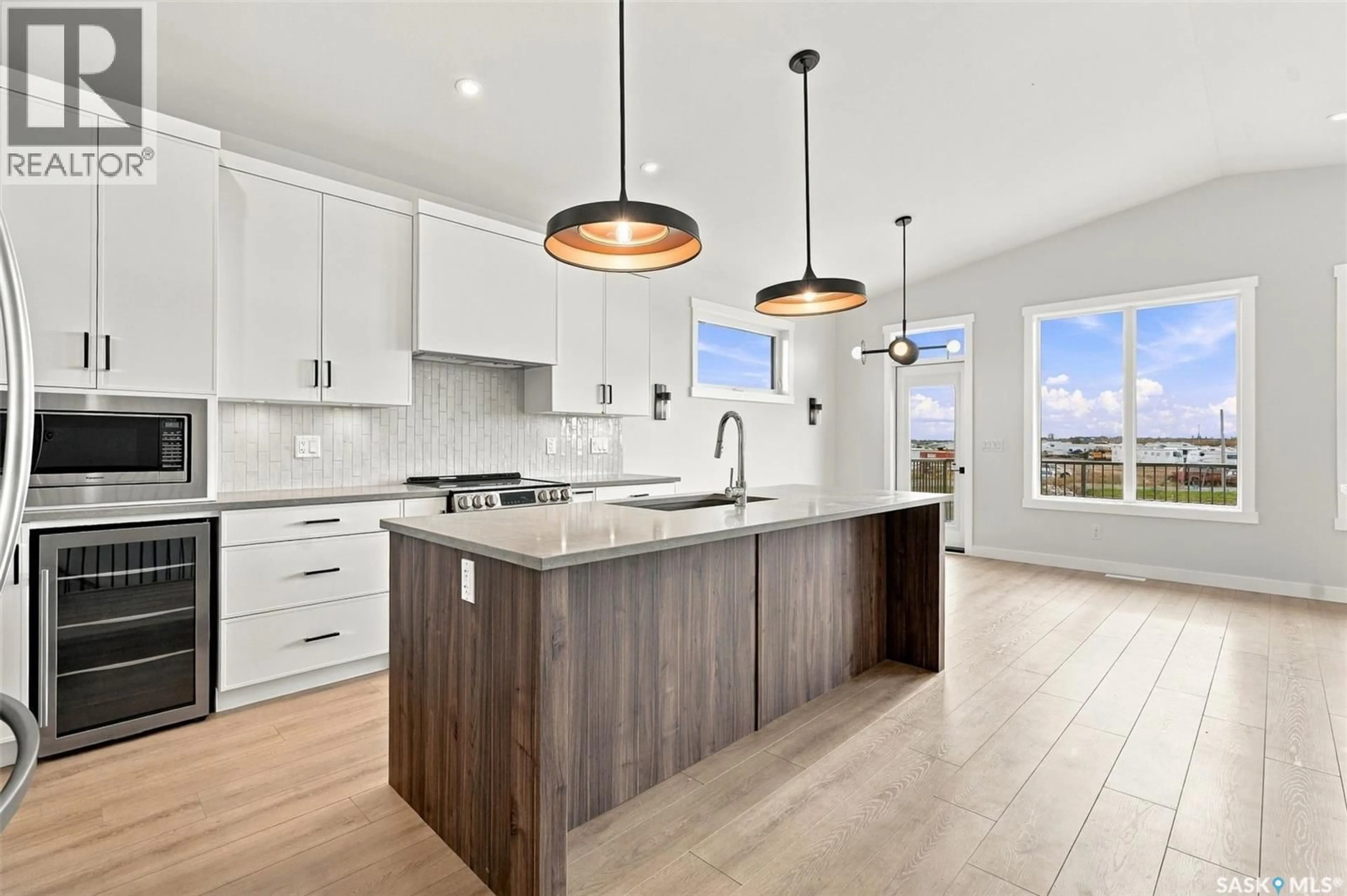 Open concept kitchen, unknown for 151 NAZARALI WAY, Saskatoon Saskatchewan S7V1P6