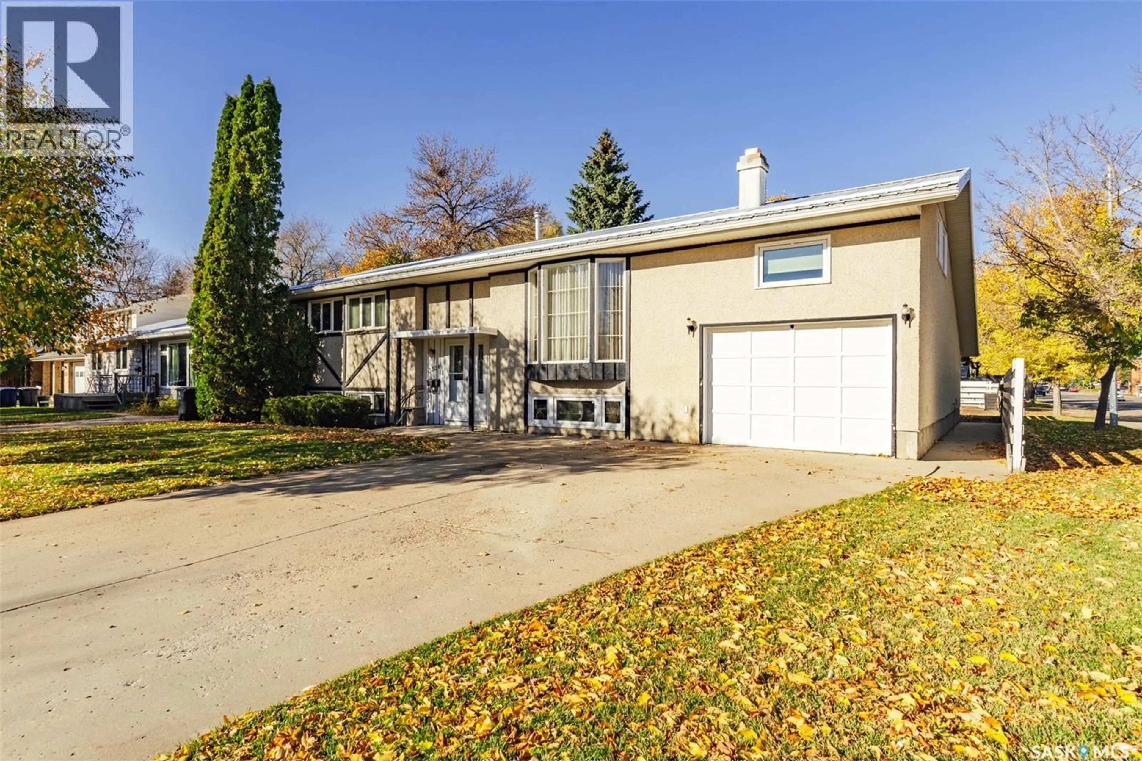 Home with vinyl exterior material, street for 3334 CRONKITE STREET, Saskatoon Saskatchewan S7H3X5