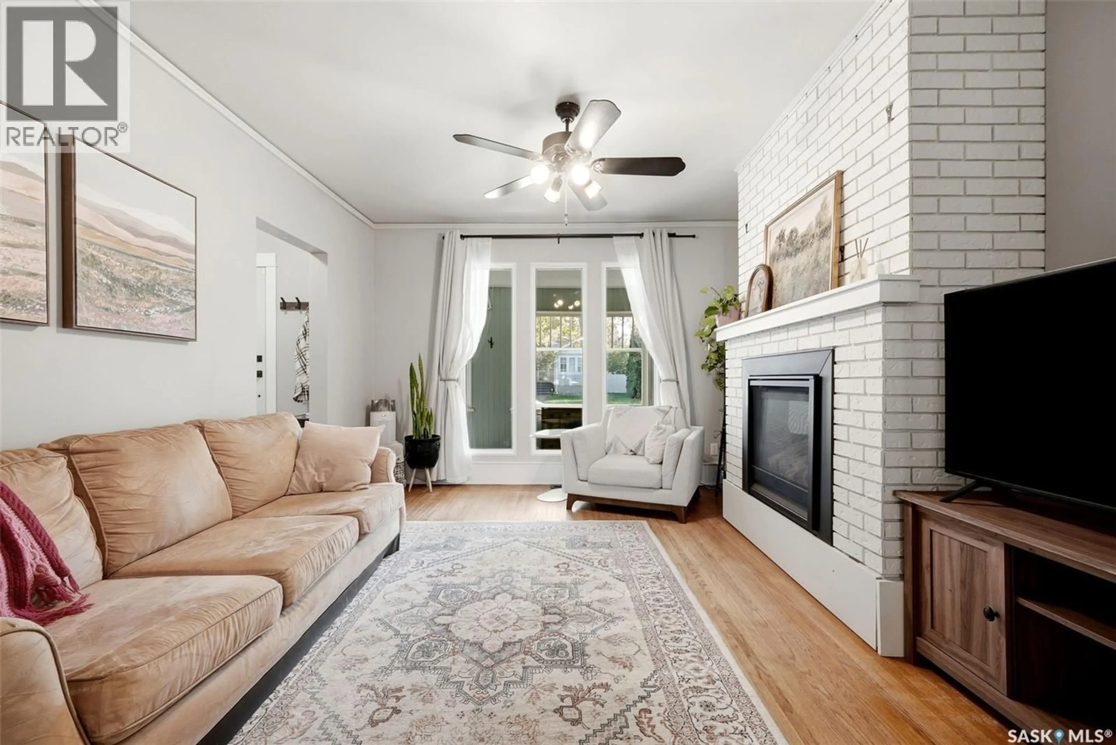 Living room with furniture, unknown for 2340 MONTAGUE STREET, Regina Saskatchewan S4T3K5