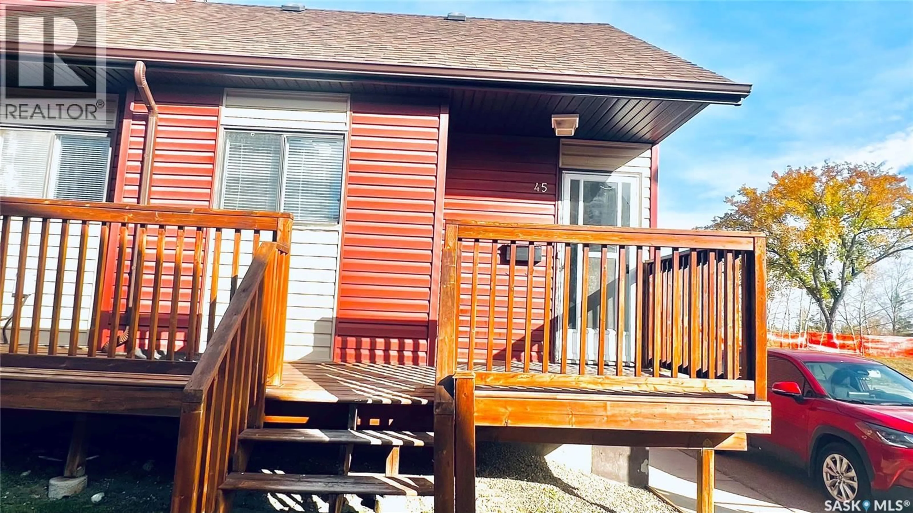 Patio, unknown for 331 - 45 PENDYGRASSE ROAD, Saskatoon Saskatchewan S7M4R3