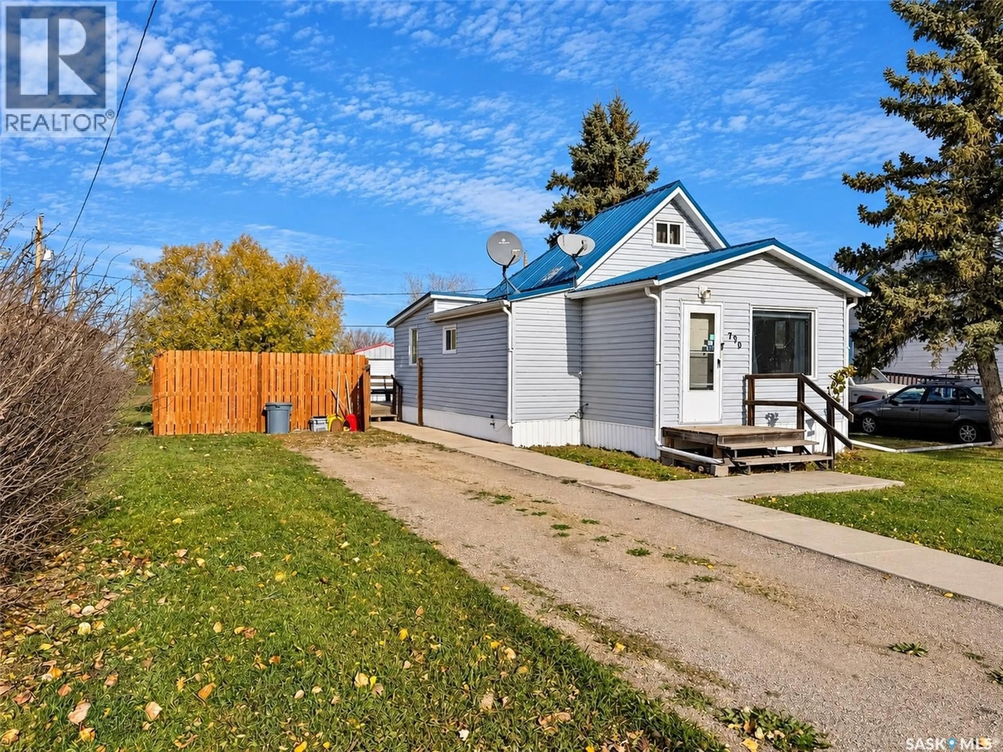 Shed for 790 SASKATCHEWAN AVENUE, Milden Saskatchewan S0L2L0