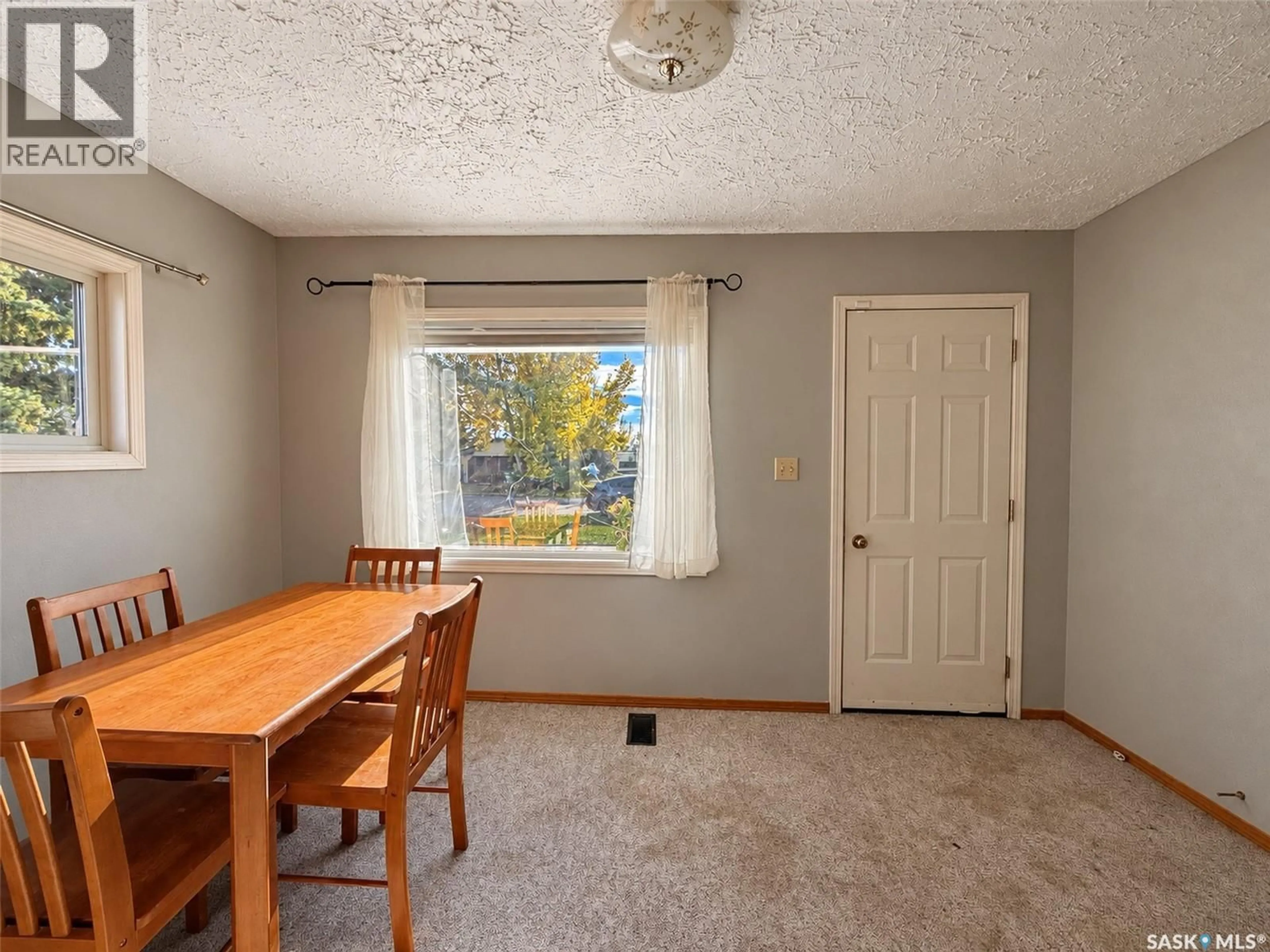 A pic of a room for 790 SASKATCHEWAN AVENUE, Milden Saskatchewan S0L2L0
