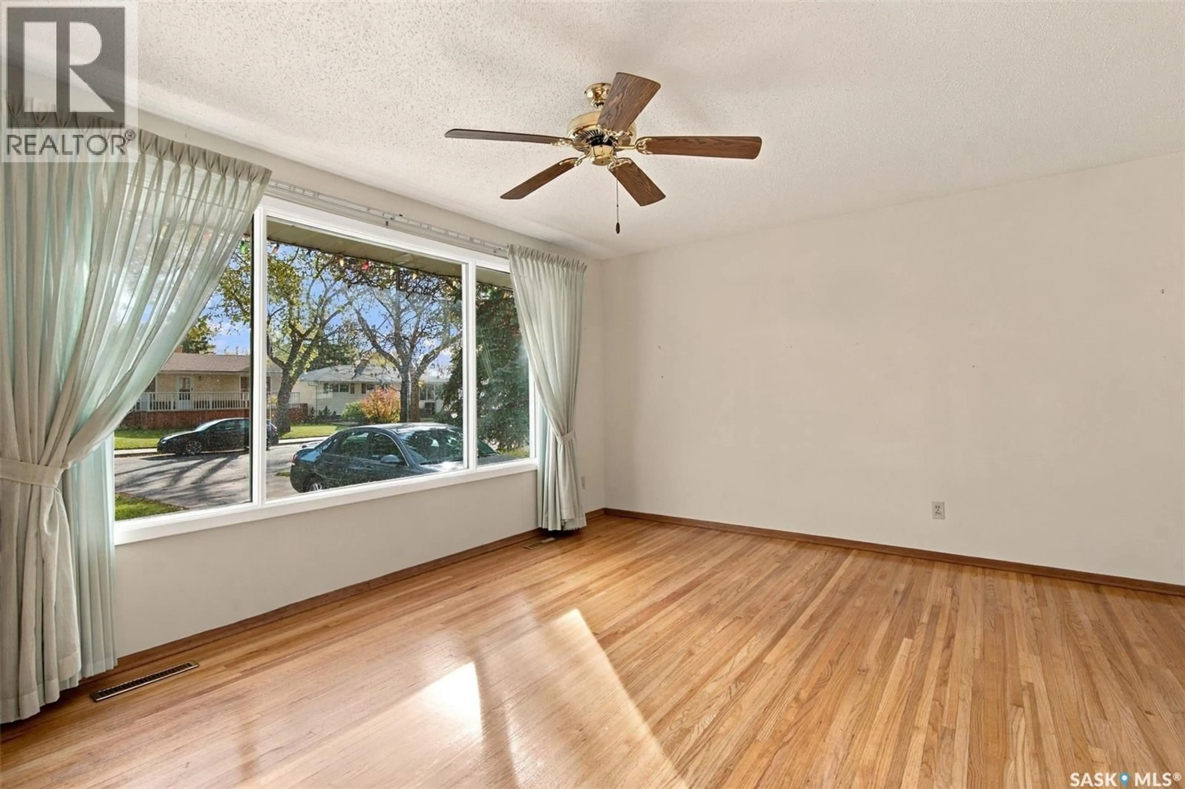 A pic of a room for 20 YARNTON CRESCENT, Regina Saskatchewan S4R4A2