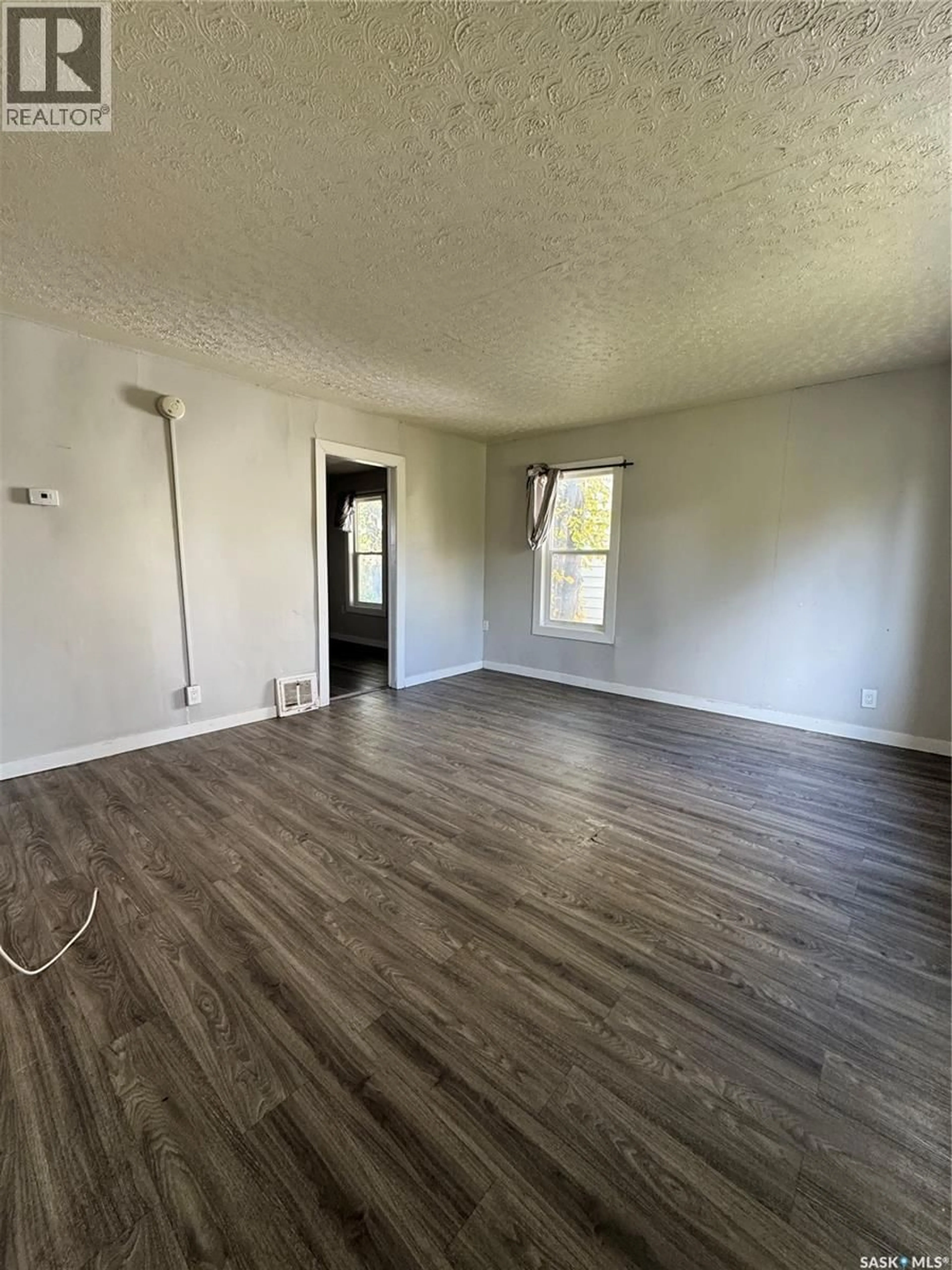 A pic of a room for 852 RETALLACK STREET, Regina Saskatchewan S4T2G8