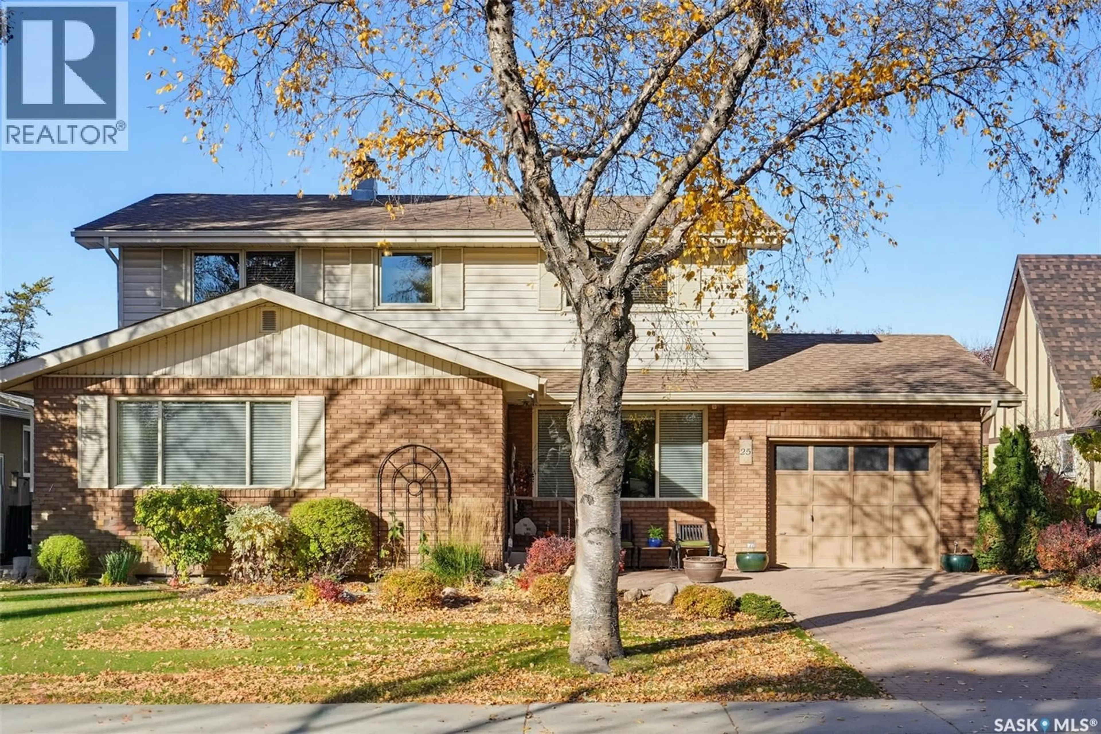 Home with brick exterior material, street for 25 YALE CRESCENT, Saskatoon Saskatchewan S7H3P6