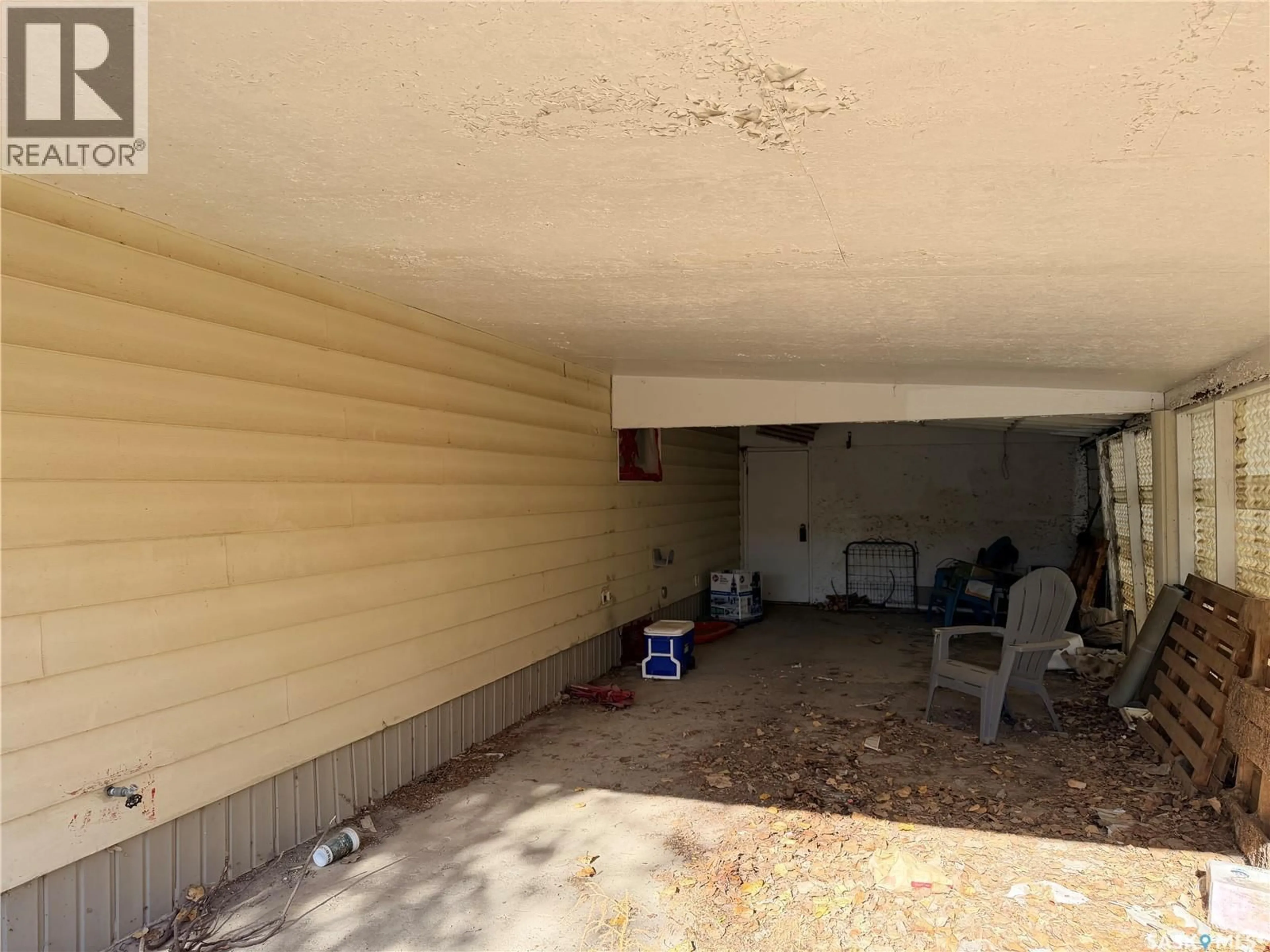 A pic of a room for 505 4TH AVENUE, Assiniboia Saskatchewan S0H0B0