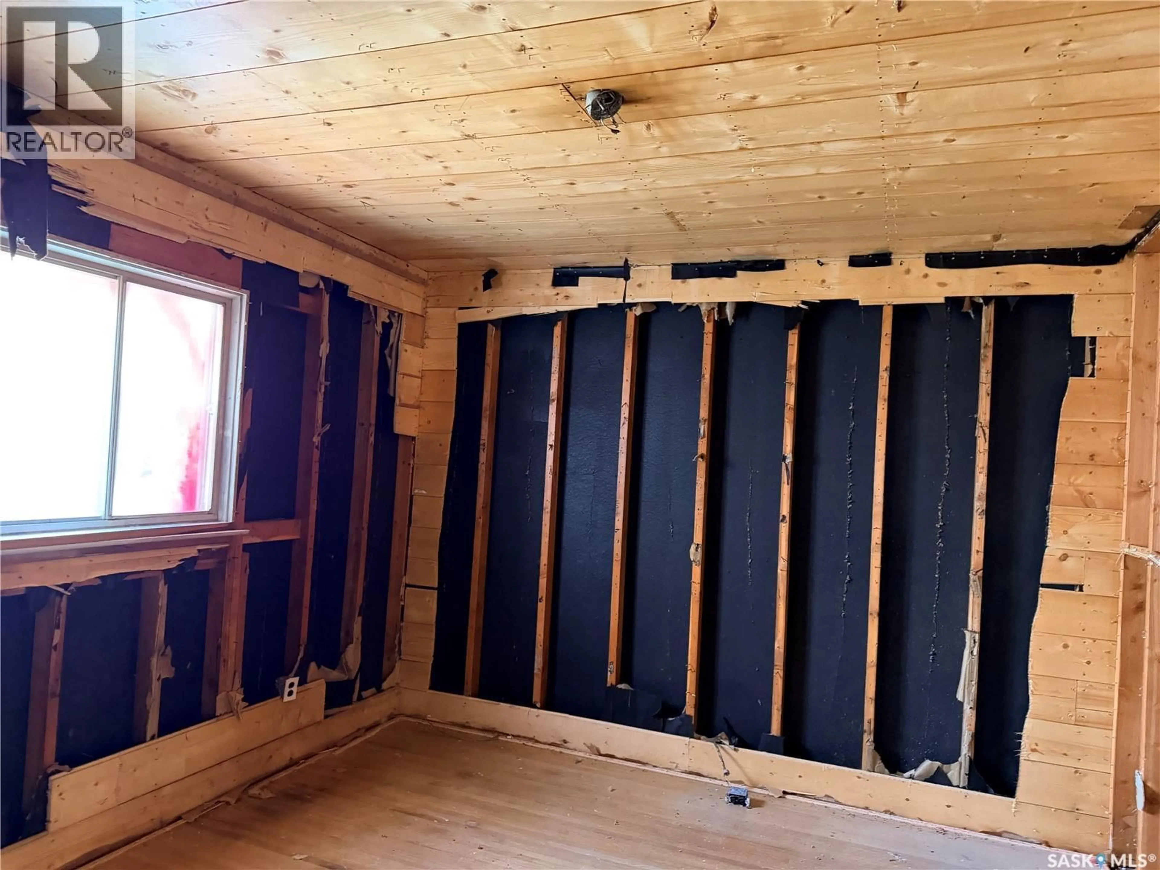 A pic of a room for 505 4TH AVENUE, Assiniboia Saskatchewan S0H0B0