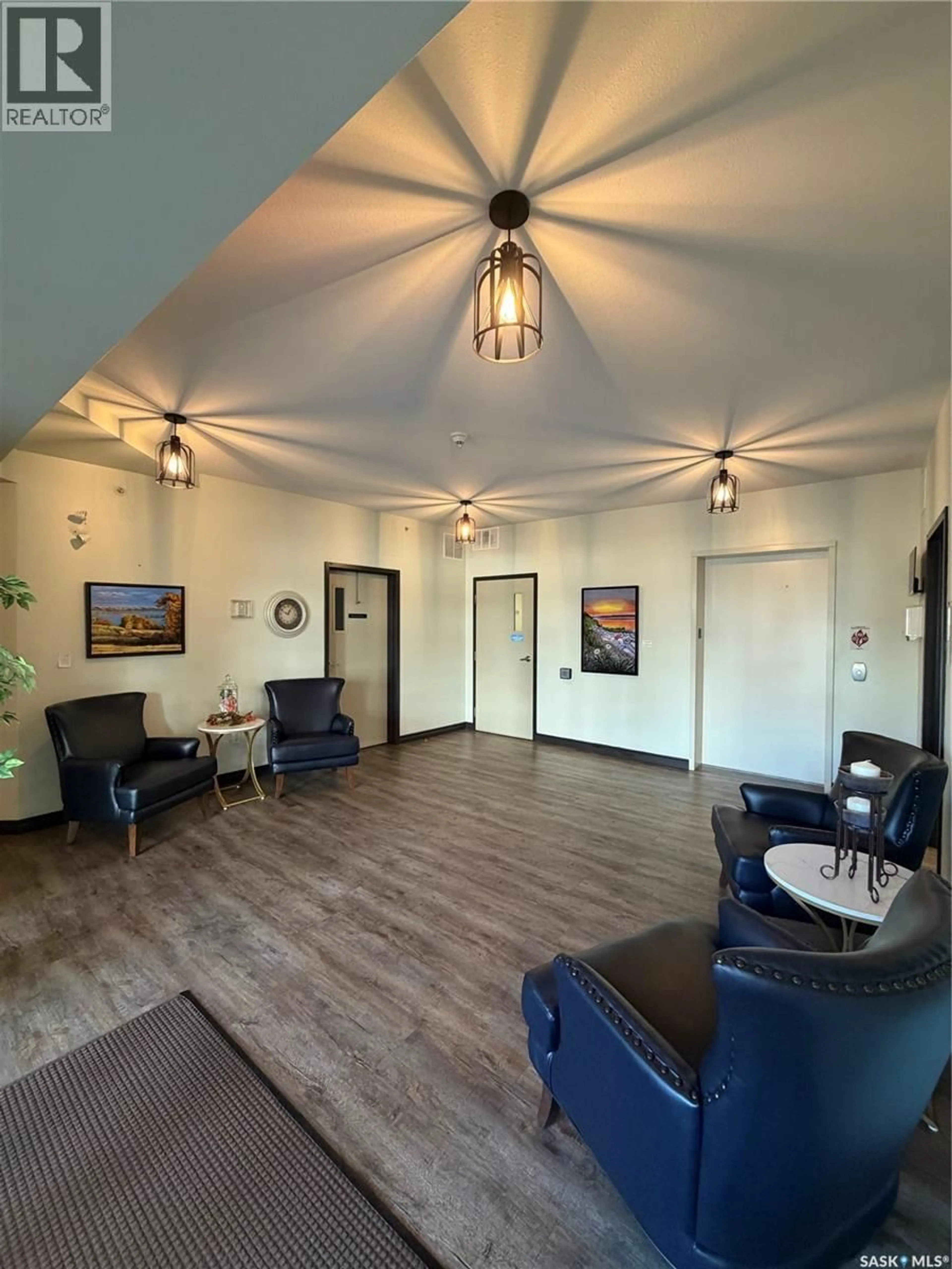 Lobby for 2351 - 113 WINDSOR PARK ROAD, Regina Saskatchewan S4V1N4