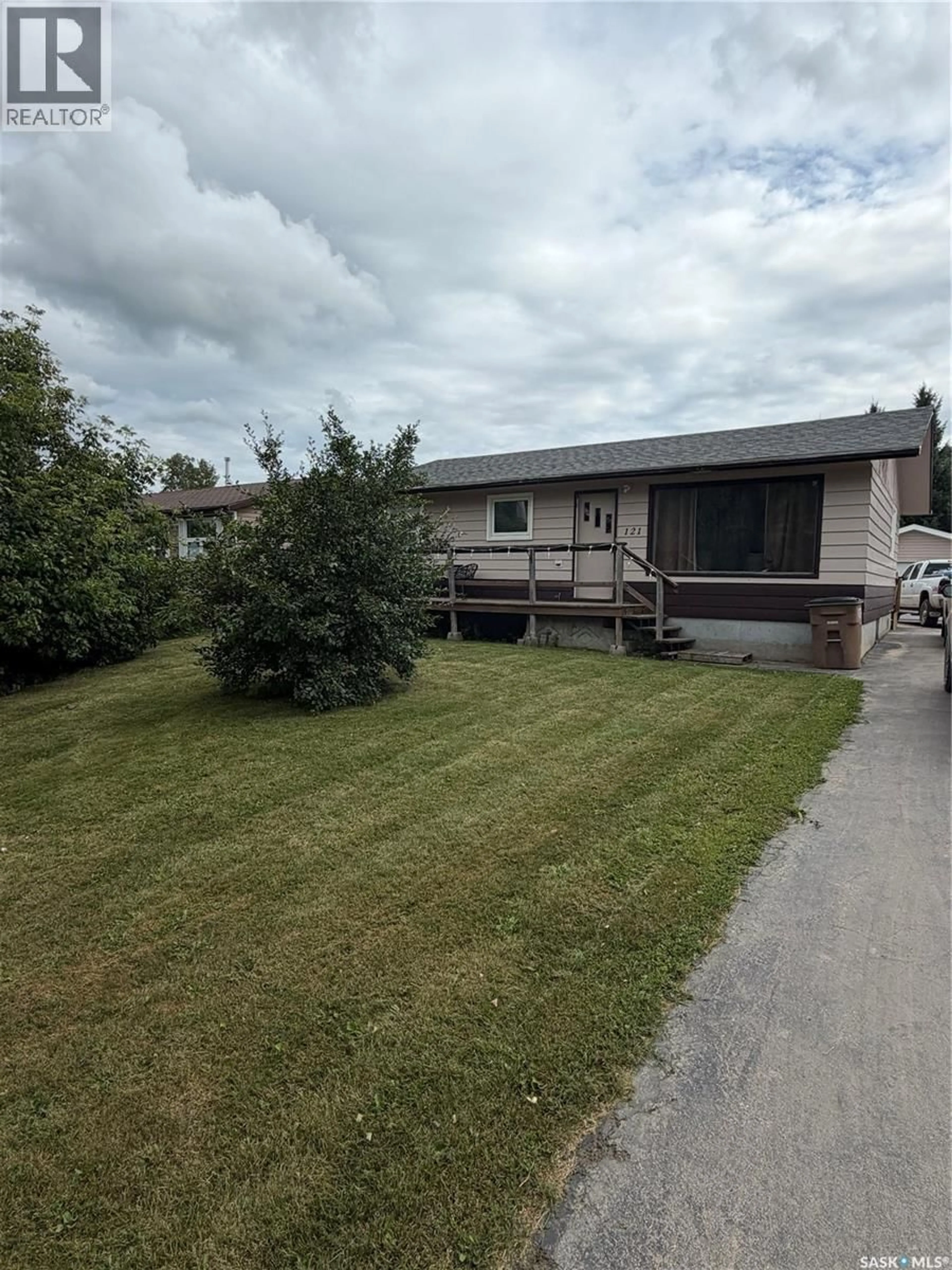 A pic from outside/outdoor area/front of a property/back of a property/a pic from drone, street for 121 PINE STREET, Porcupine Plain Saskatchewan S0E1H0