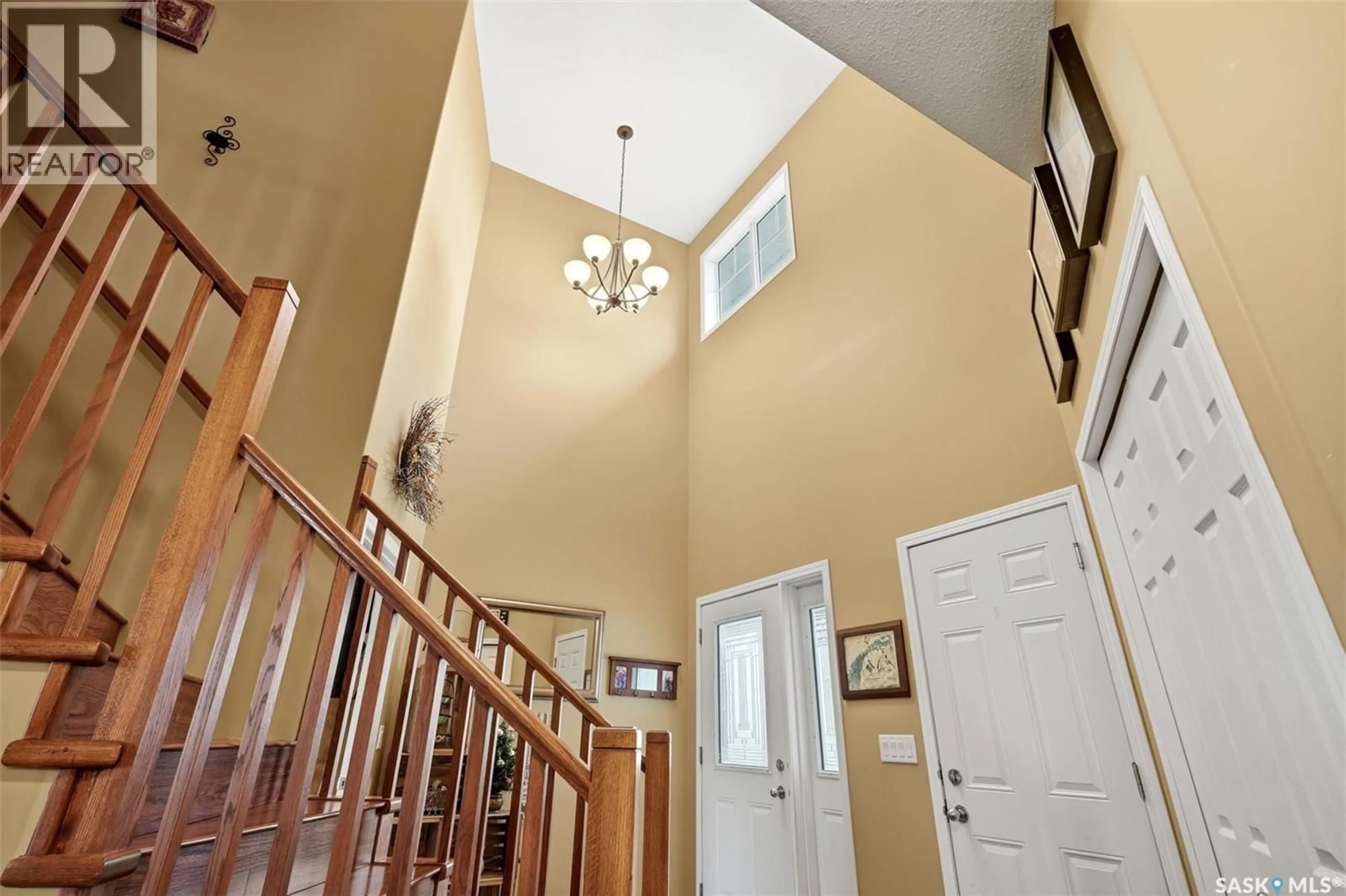 Indoor foyer for 6 MARIA WAY, Lajord Rm No. 128 Saskatchewan S0G2T0