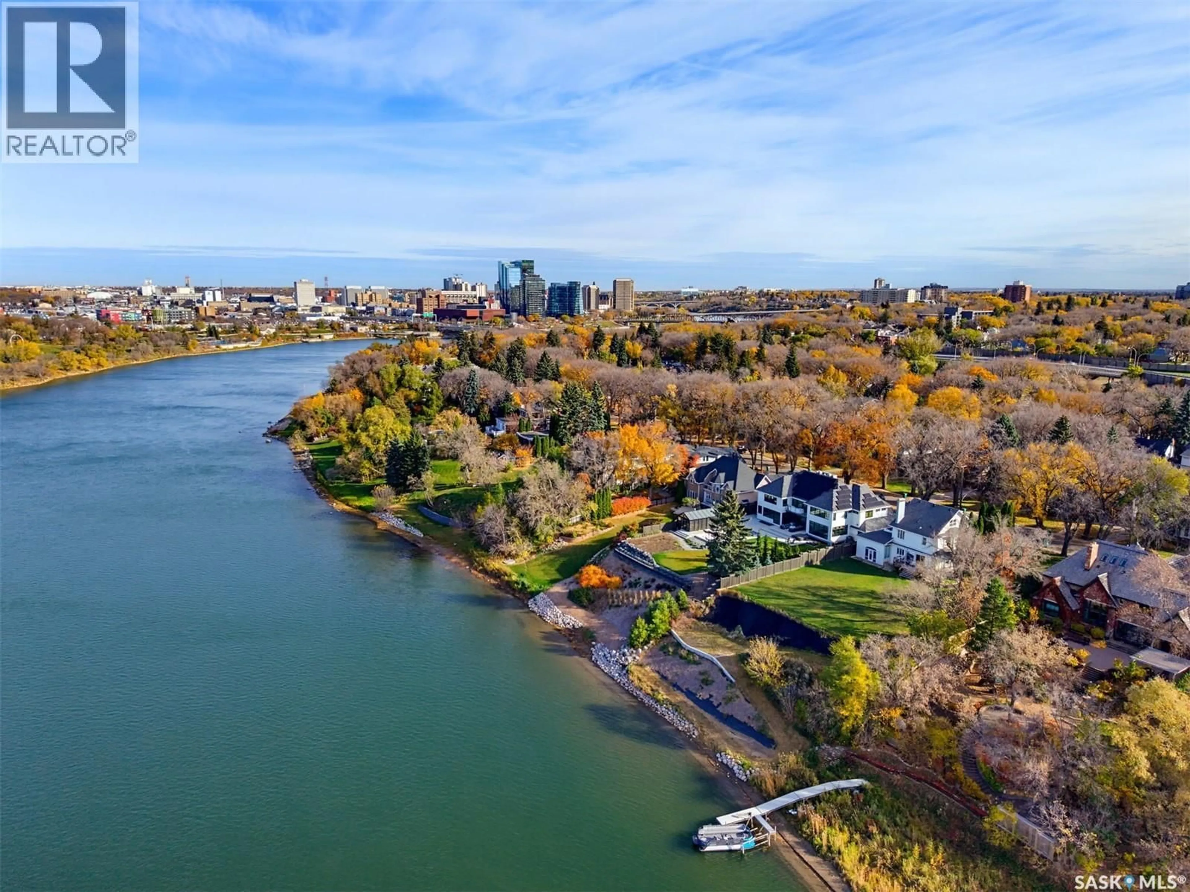 A pic from outside/outdoor area/front of a property/back of a property/a pic from drone, water/lake/river/ocean view for 327 SASKATCHEWAN CRESCENT, Saskatoon Saskatchewan S7M0A2