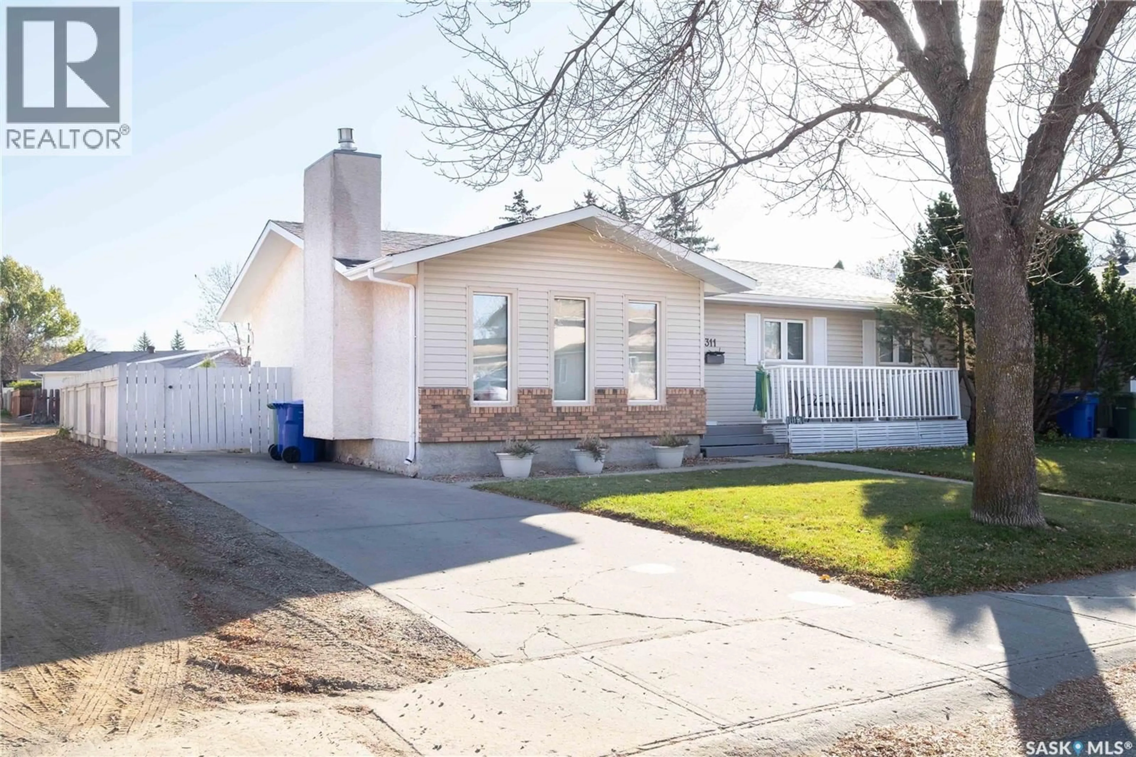 Home with vinyl exterior material, street for 311 BLACK DRIVE, Regina Saskatchewan S4X2Z6