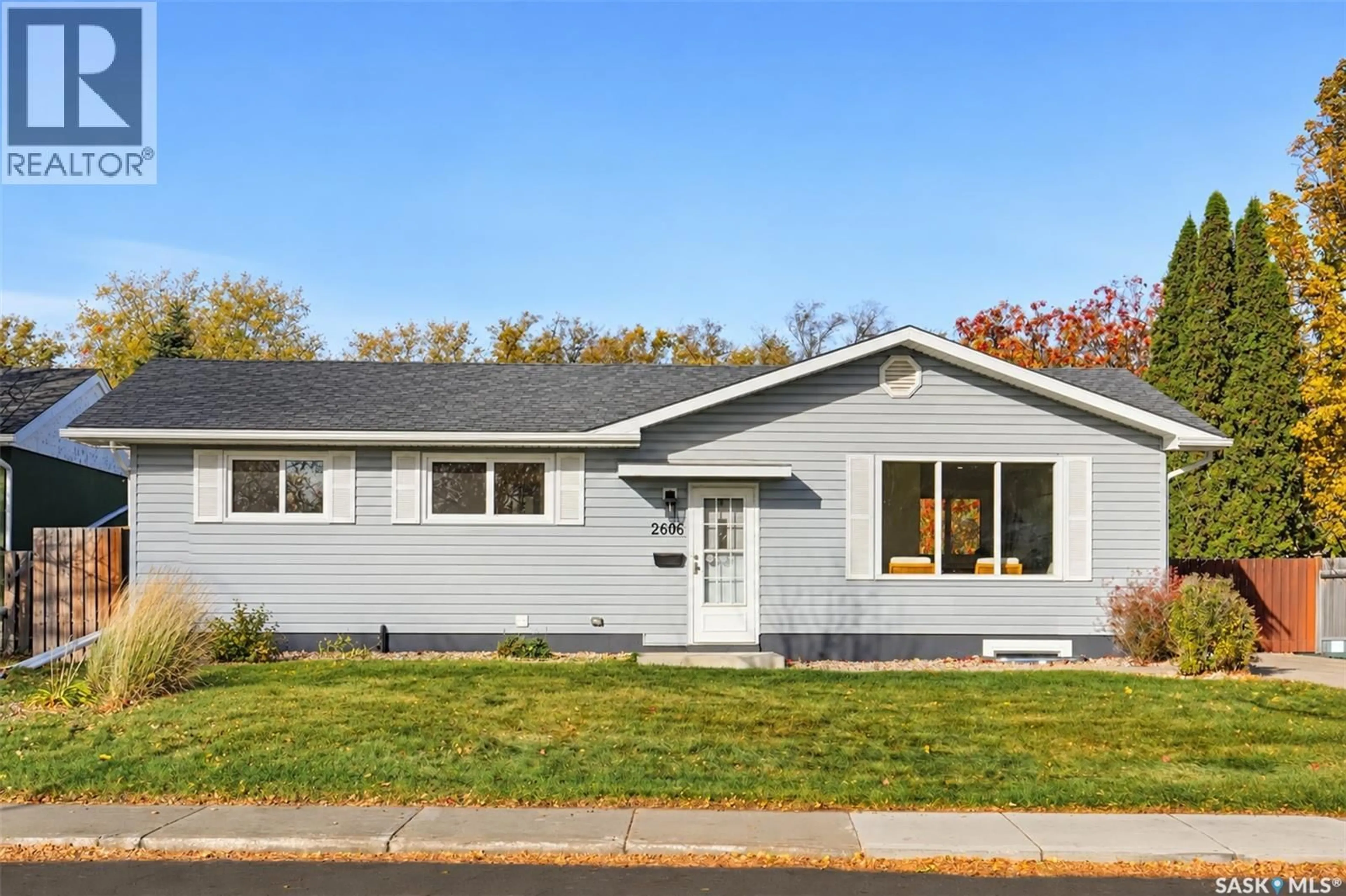 Home with vinyl exterior material, street for 2606 37TH STREET, Saskatoon Saskatchewan S7L4E8