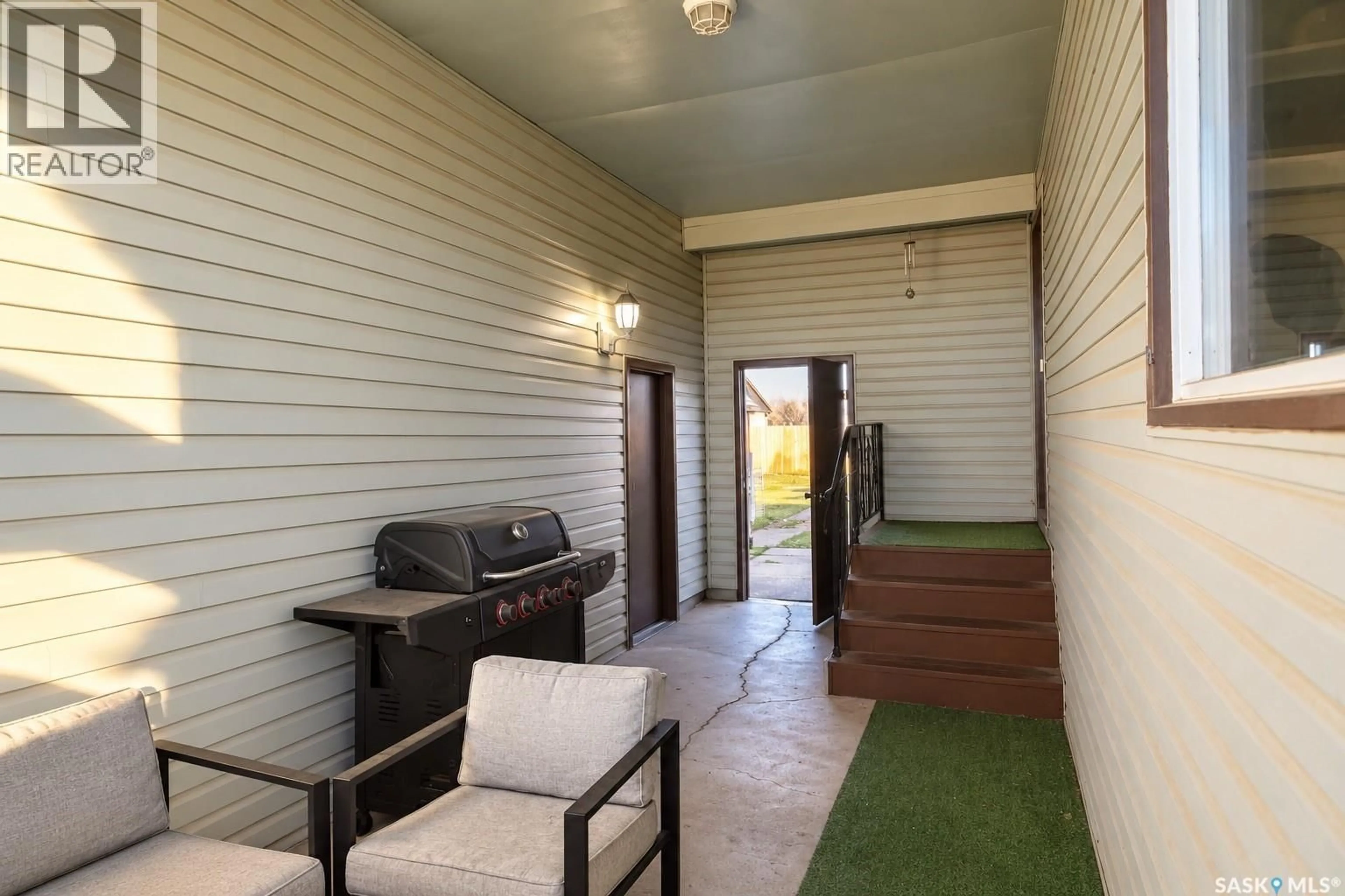 Patio, street for 412 2ND STREET, Wakaw Saskatchewan S0K4P0