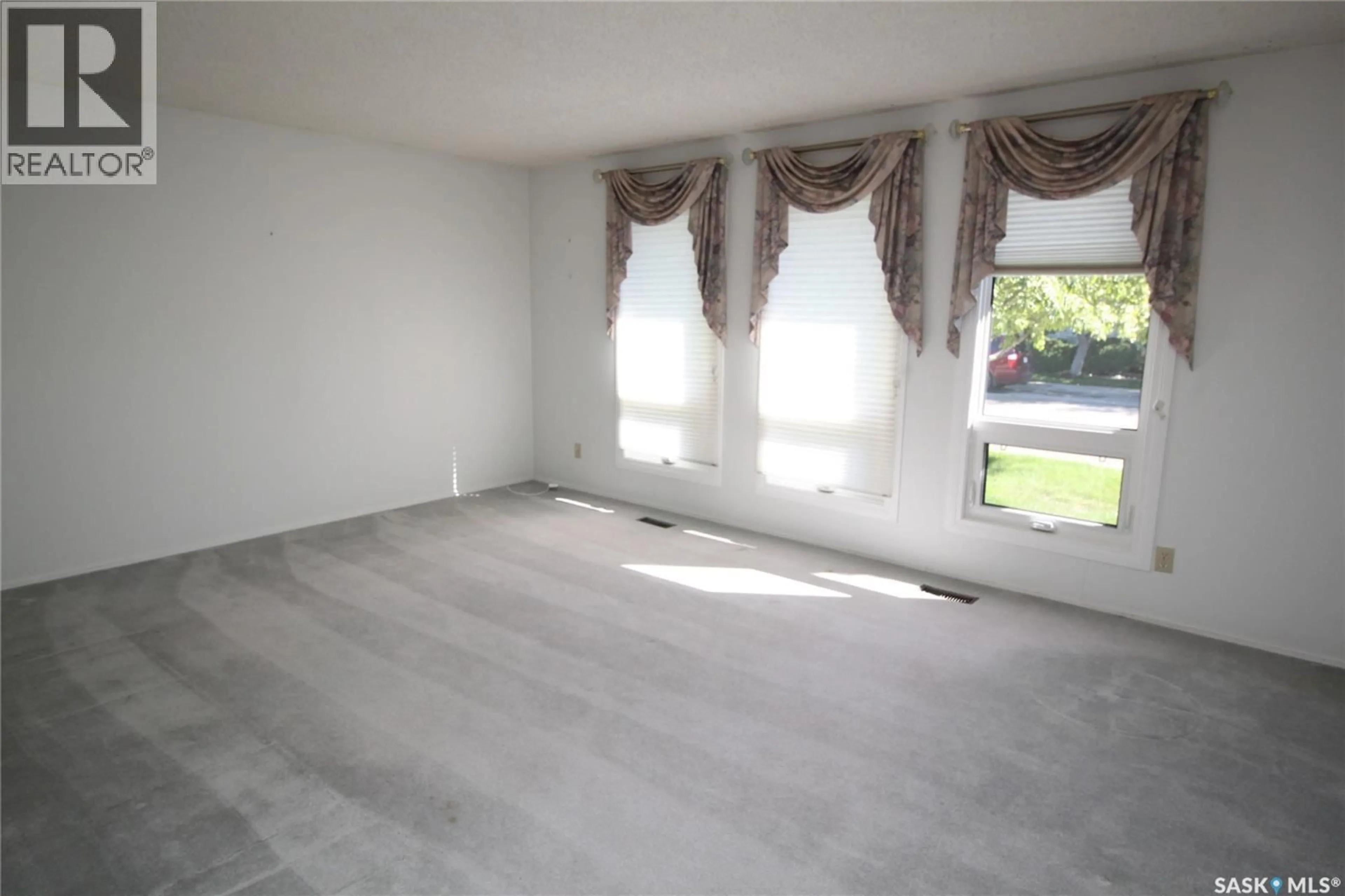 A pic of a room for 230 AULD CRESCENT, Saskatoon Saskatchewan S7H4W9