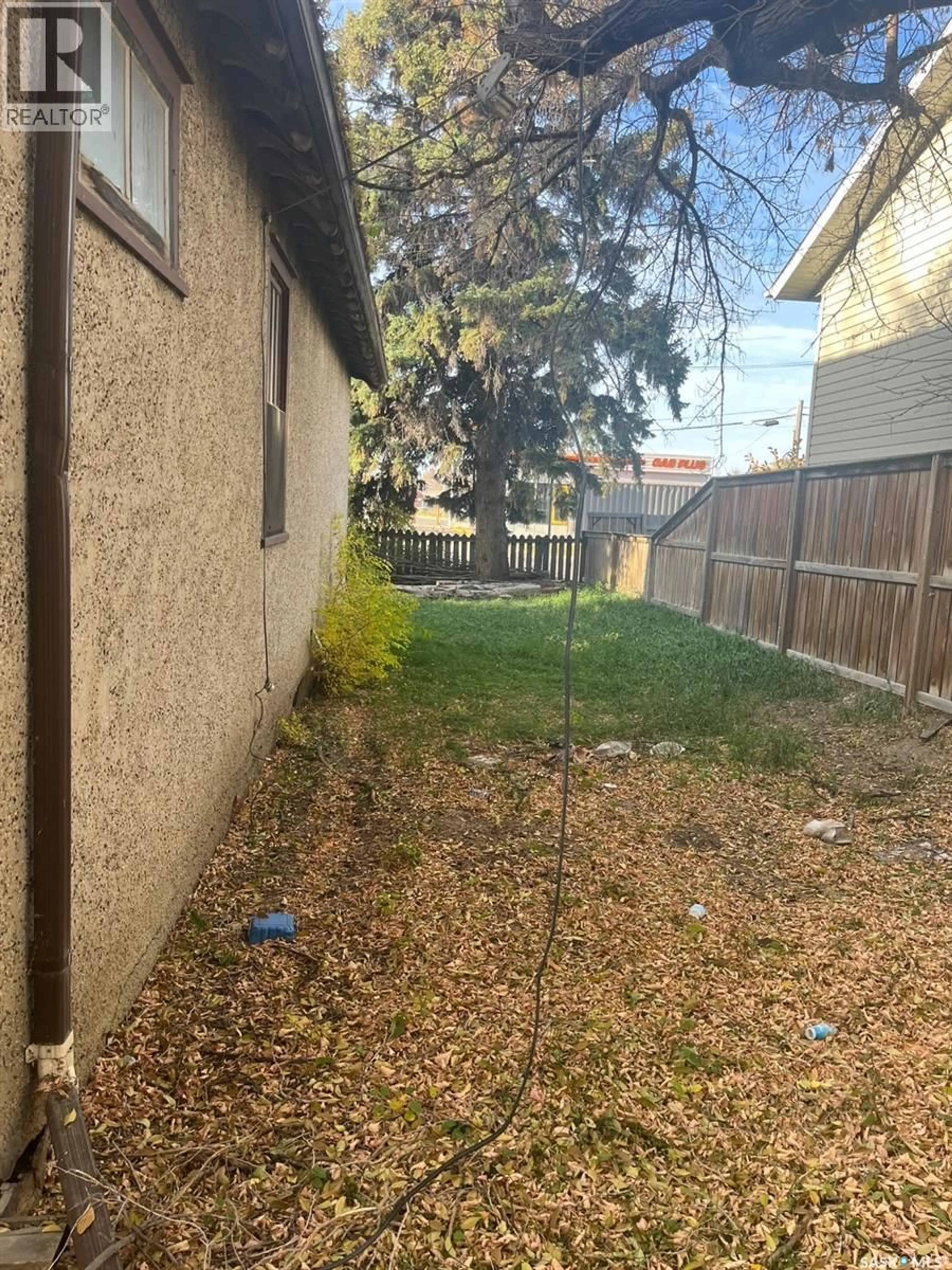 Unknown for 902 GRAY AVENUE, Saskatoon Saskatchewan S7N2J5