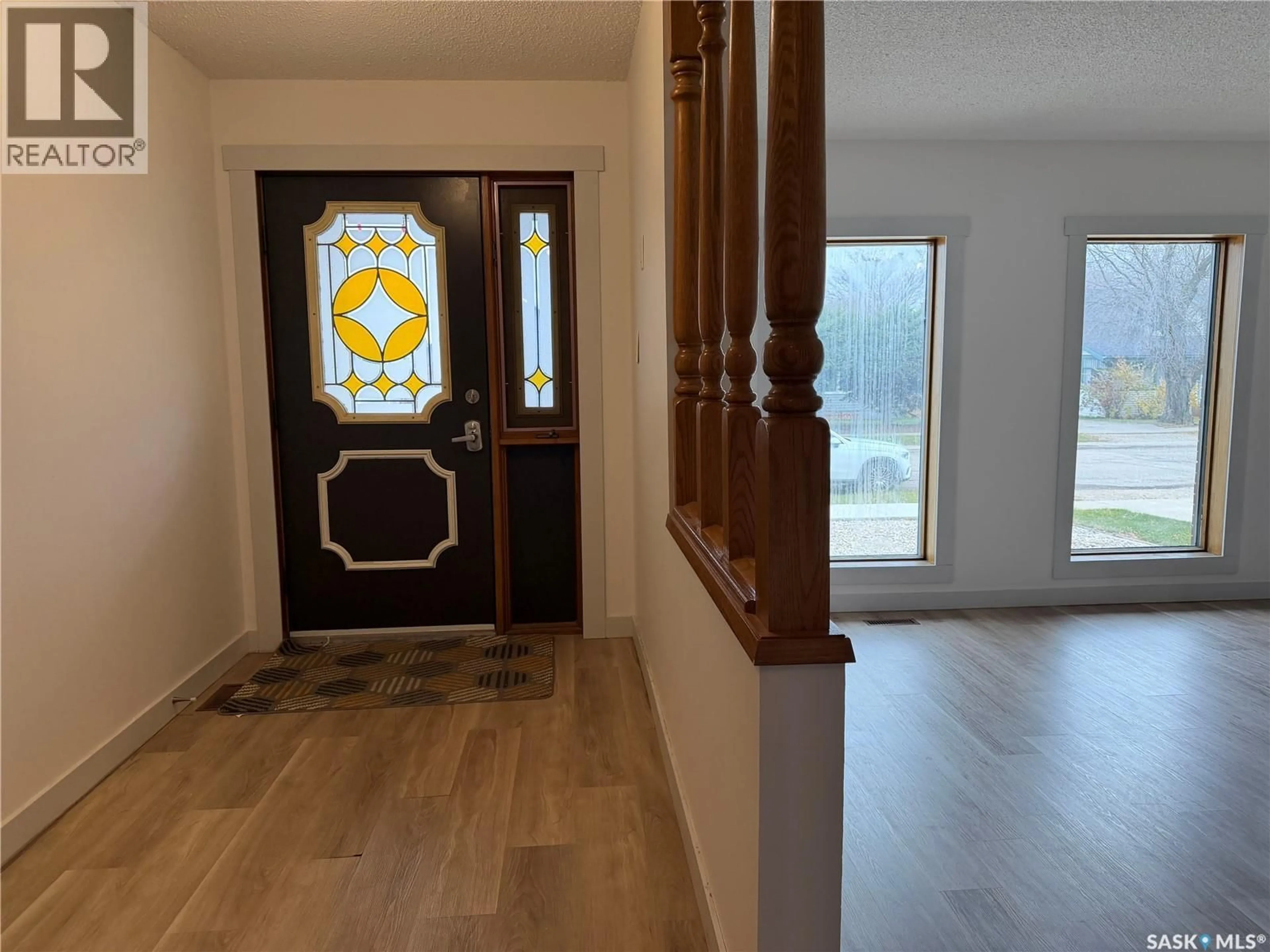 Indoor entryway for 715 12TH STREET, Humboldt Saskatchewan S0K2A0