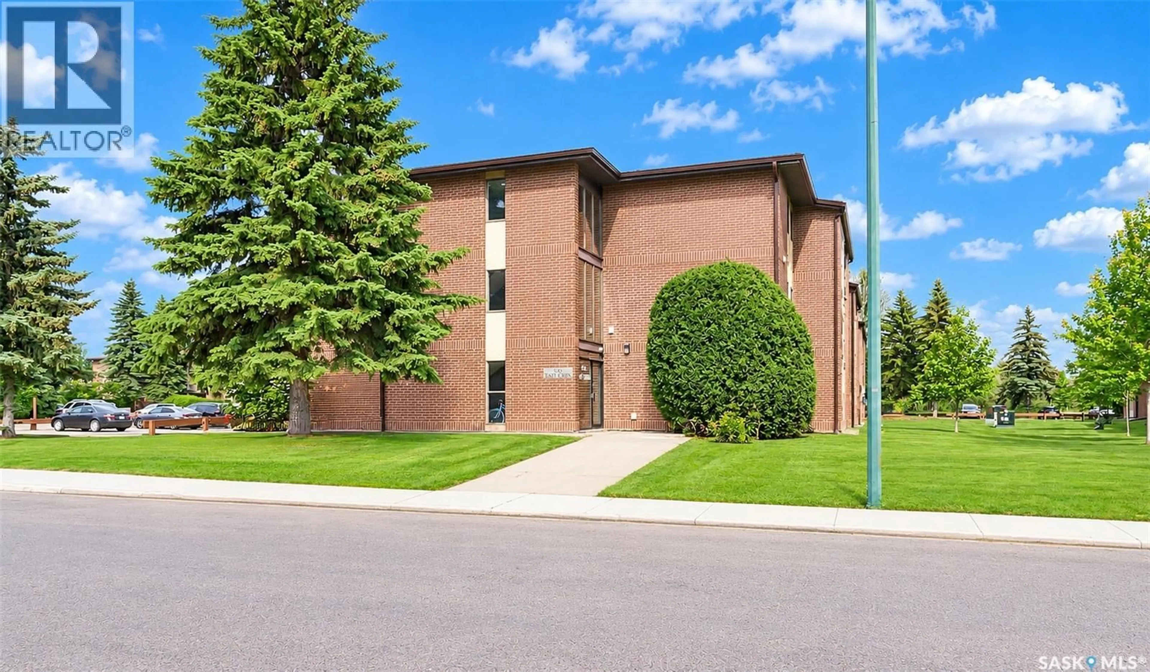 Unknown for 309 315 TAIT CRESCENT, Saskatoon Saskatchewan S7H5L6