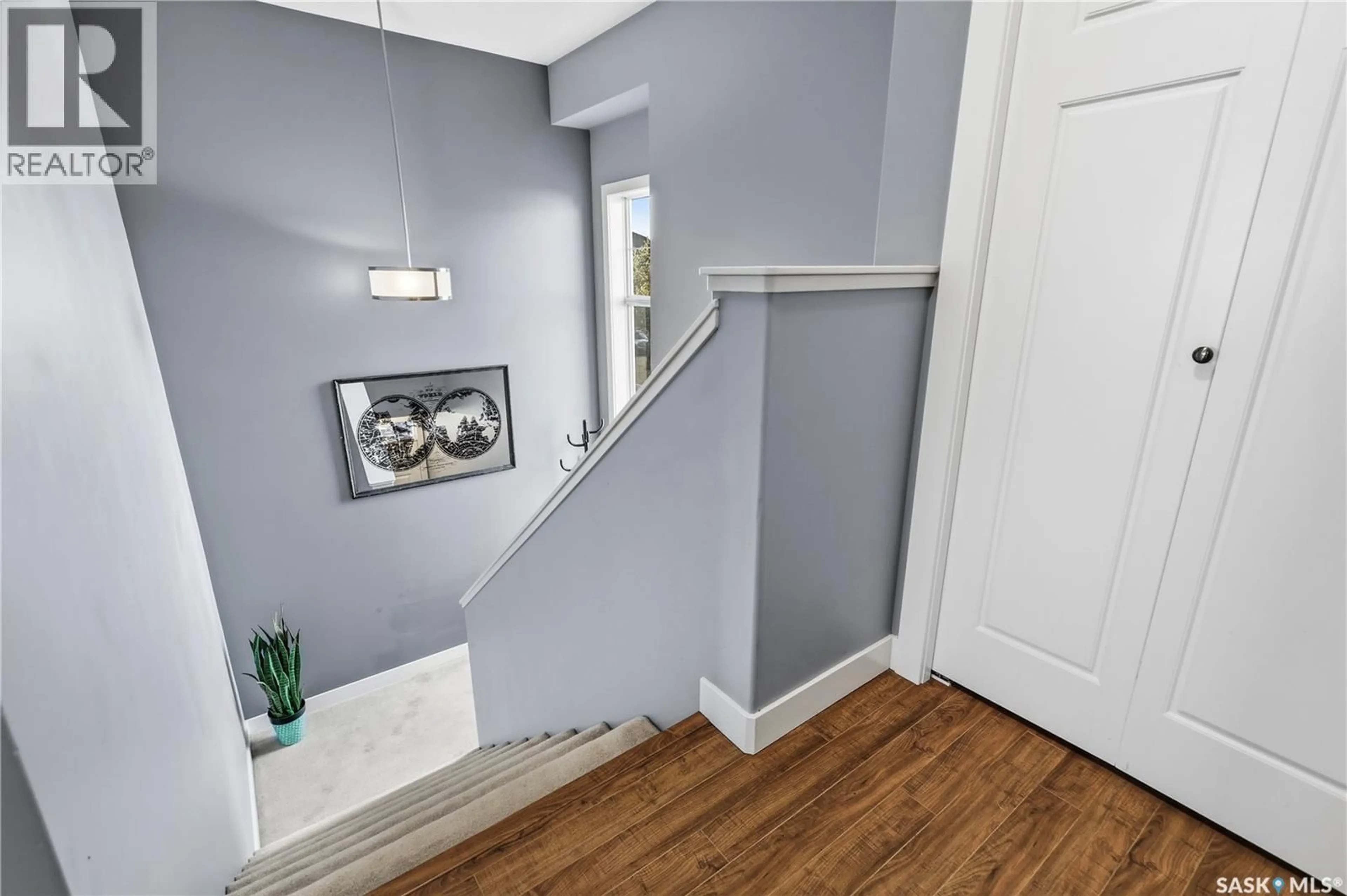 Indoor entryway for 3275 GREEN BANK ROAD, Regina Saskatchewan S4V1P4