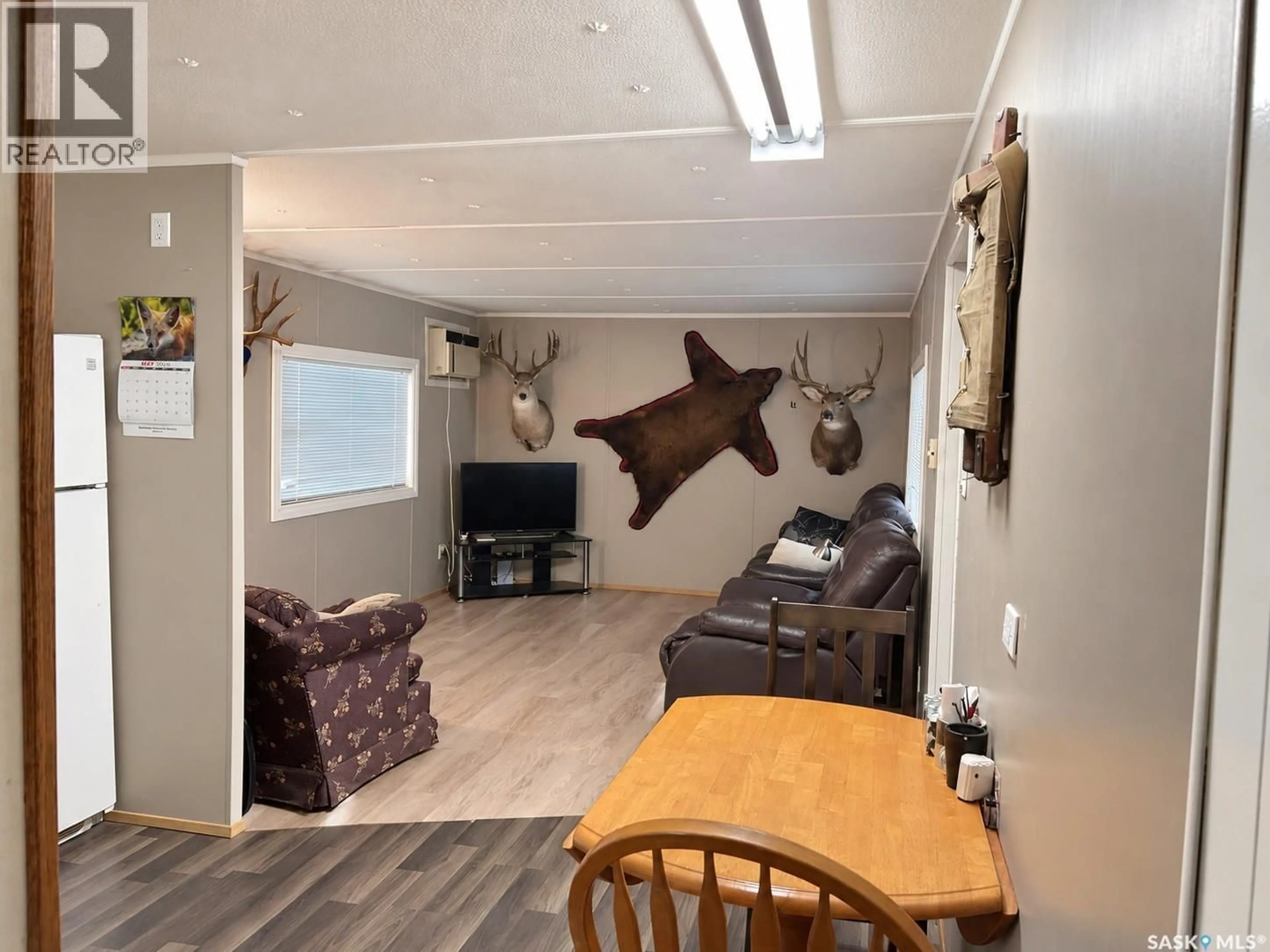 A pic of a room for 303 4TH AVENUE, Shellbrook Saskatchewan S0J2E0